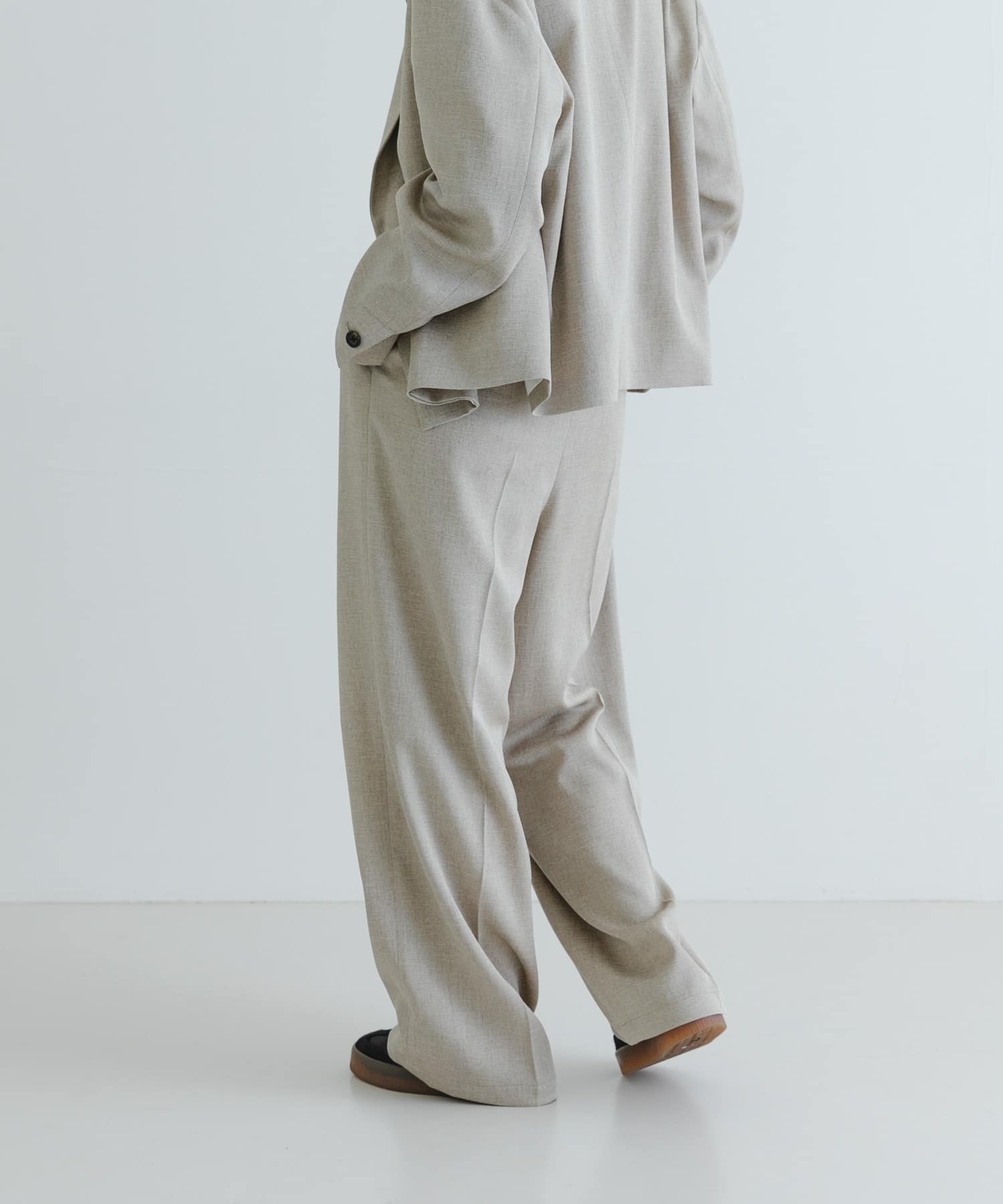 身長：161cm サイズ：38