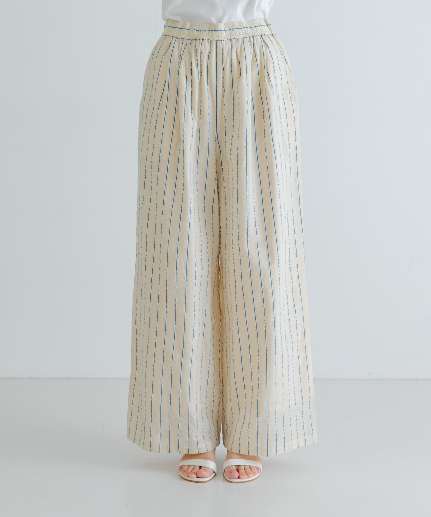 L.BEIGE