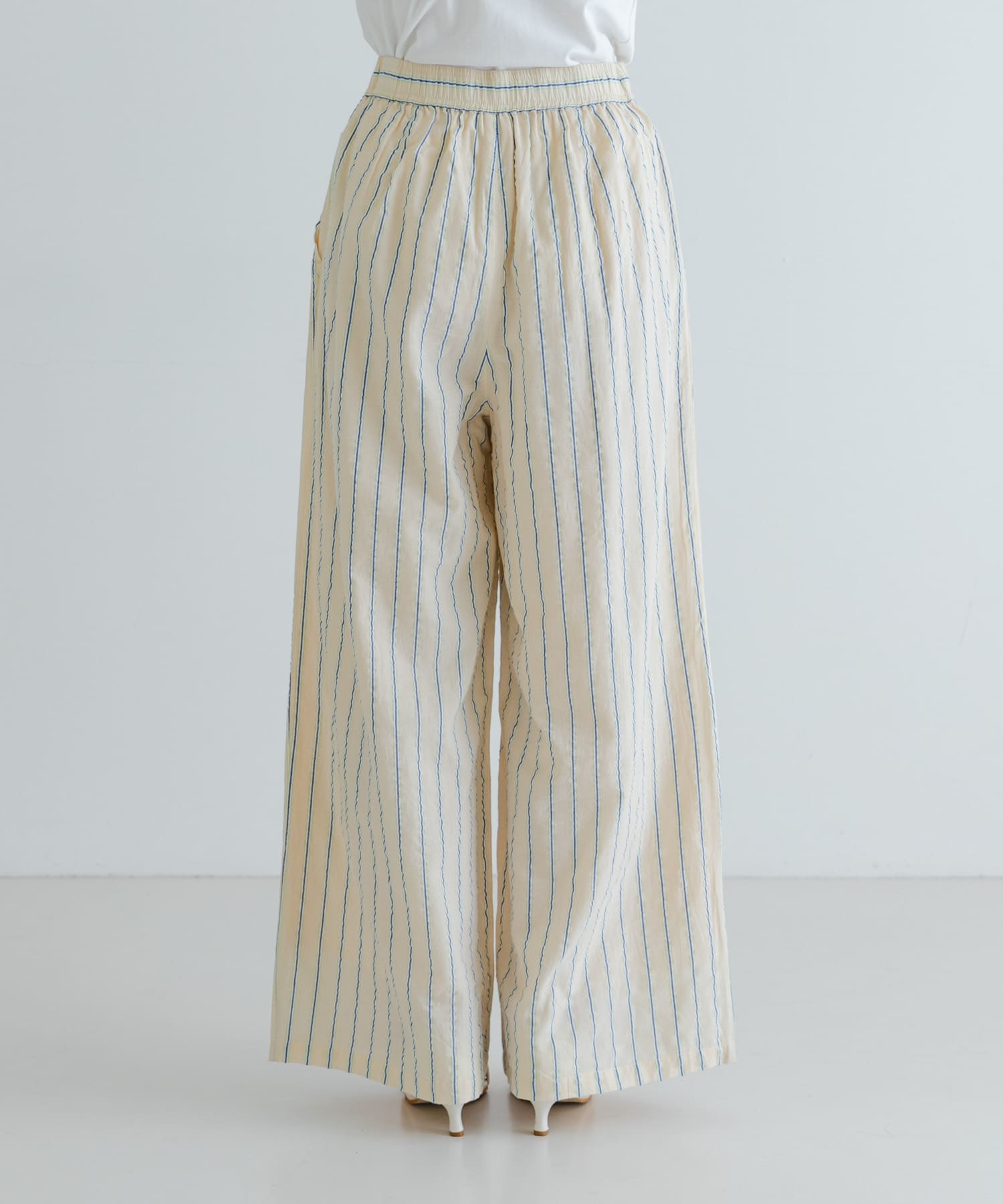 L.BEIGE