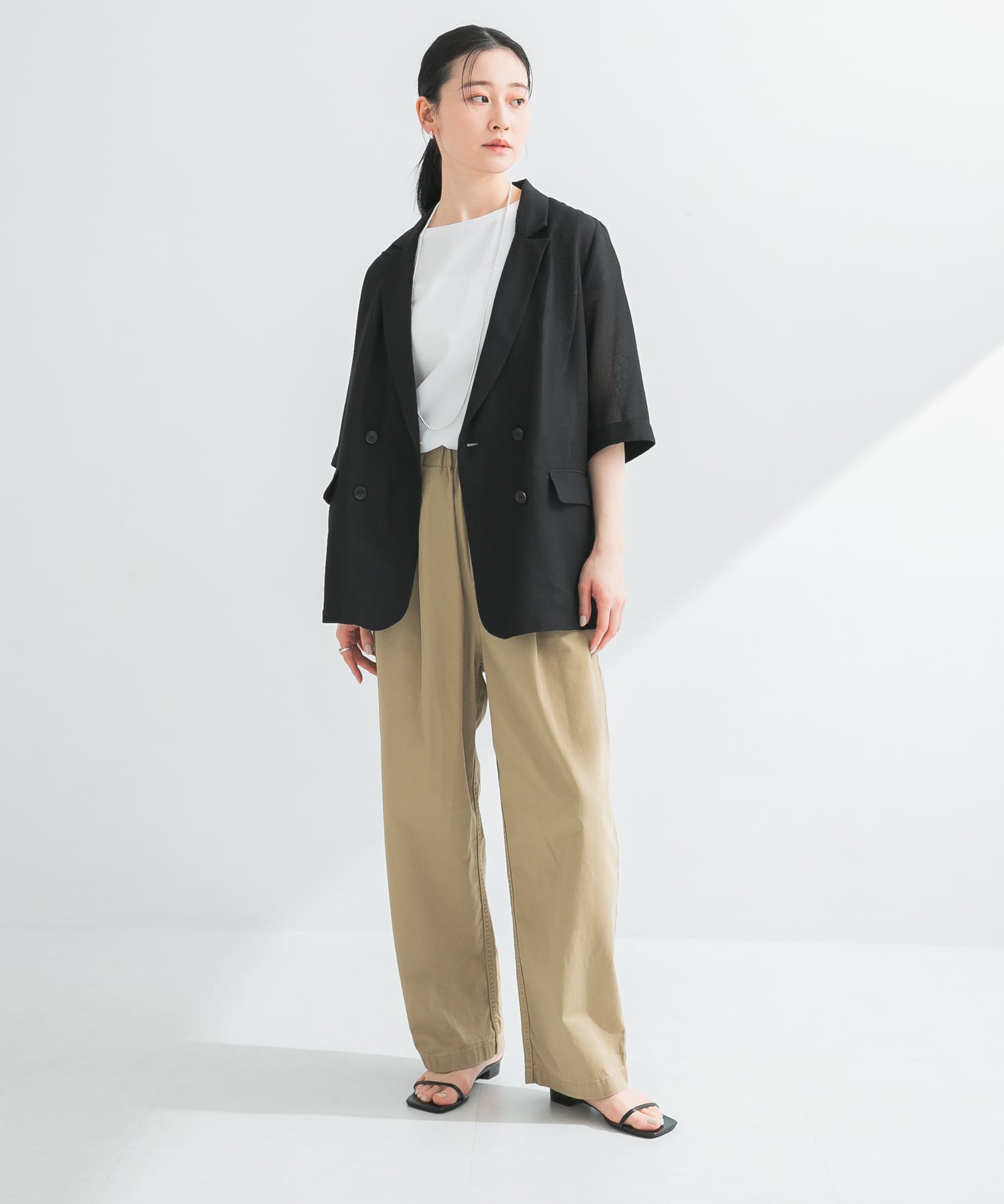 身長：170cm サイズ：38