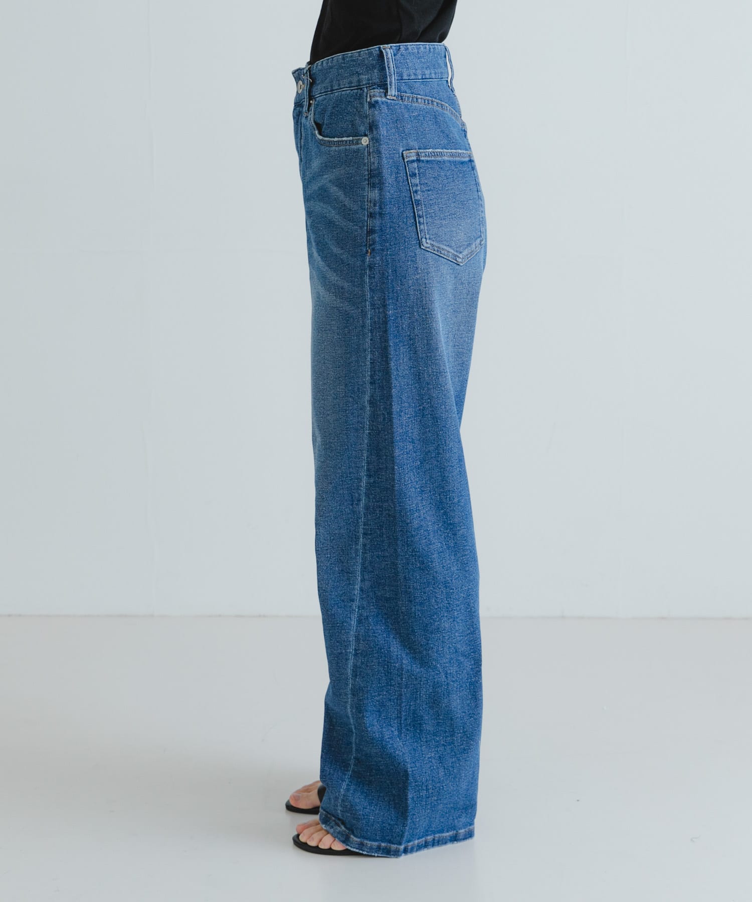 身長：160cm サイズ：38