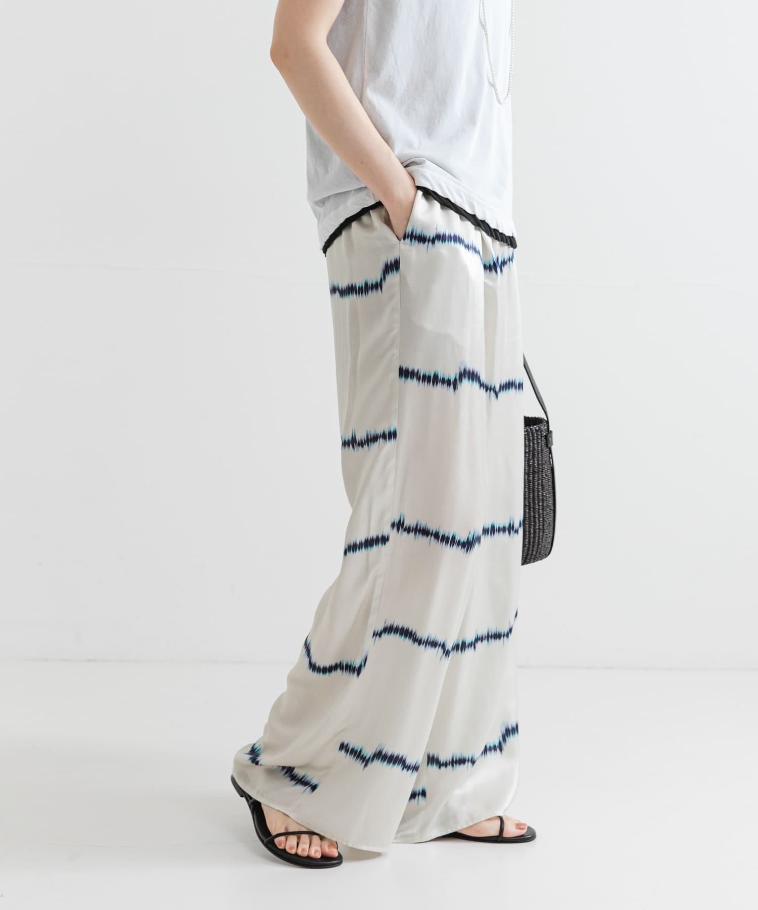 身長：162cm サイズ：38