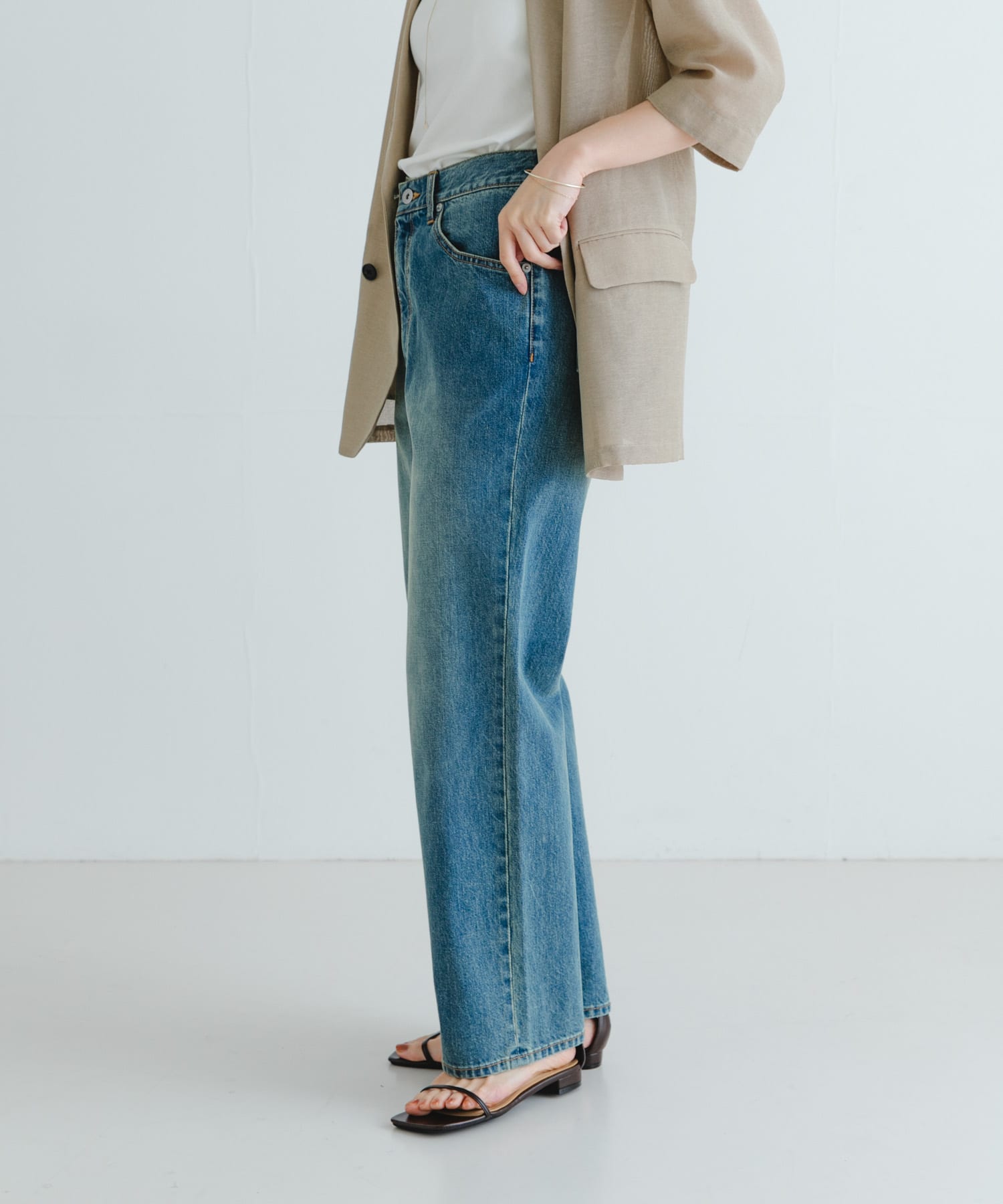 身長：162cm サイズ：38