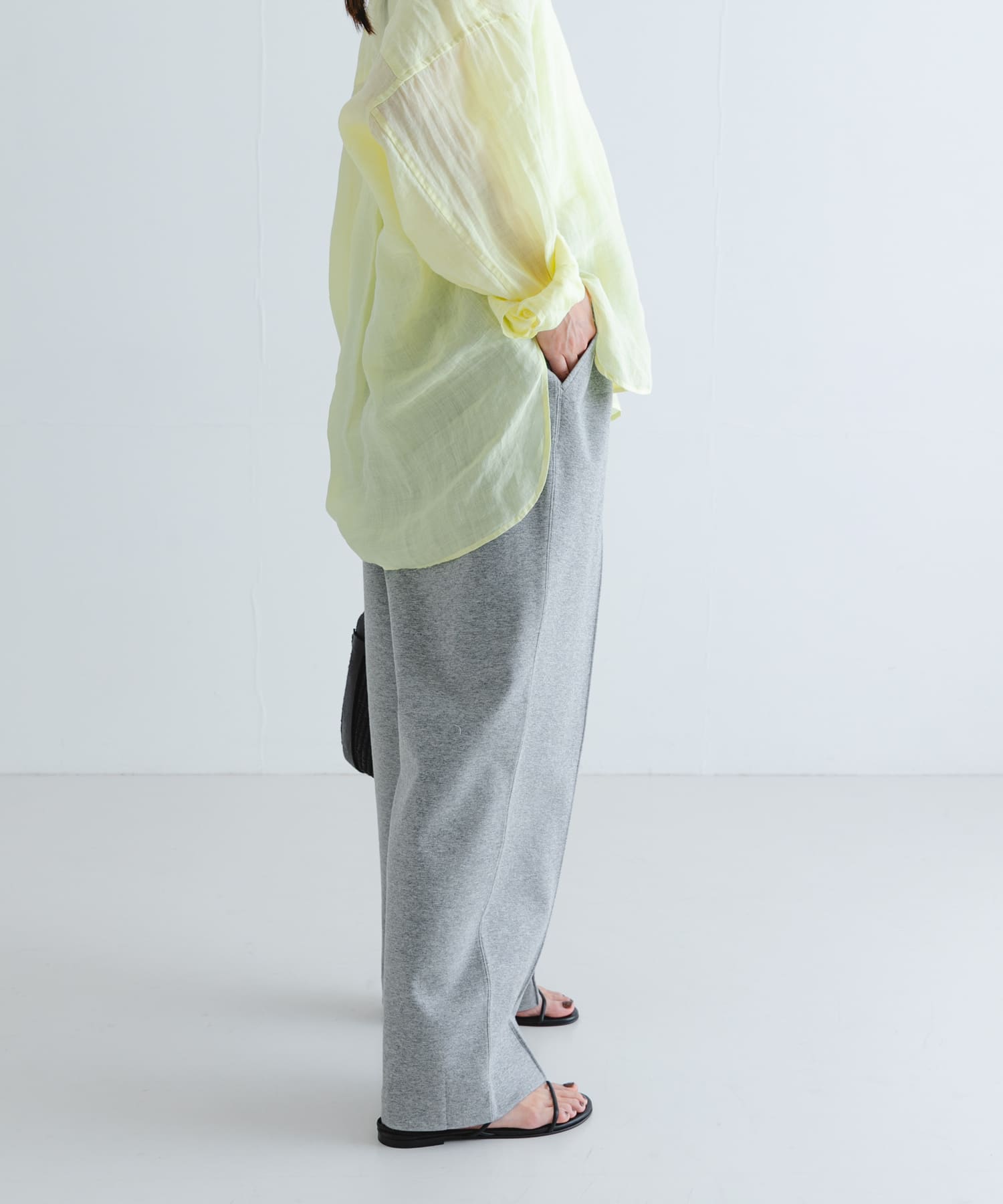 TOP GRAY