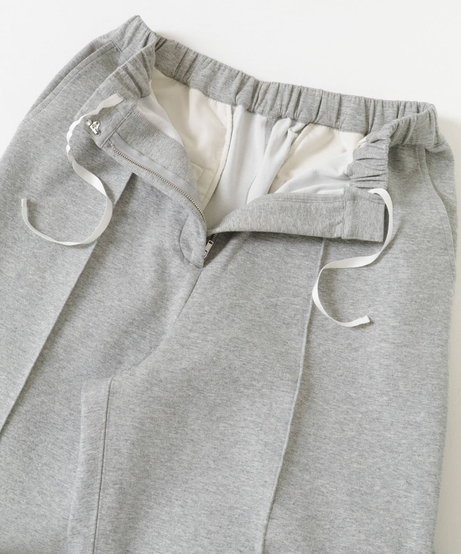 TOP GRAY