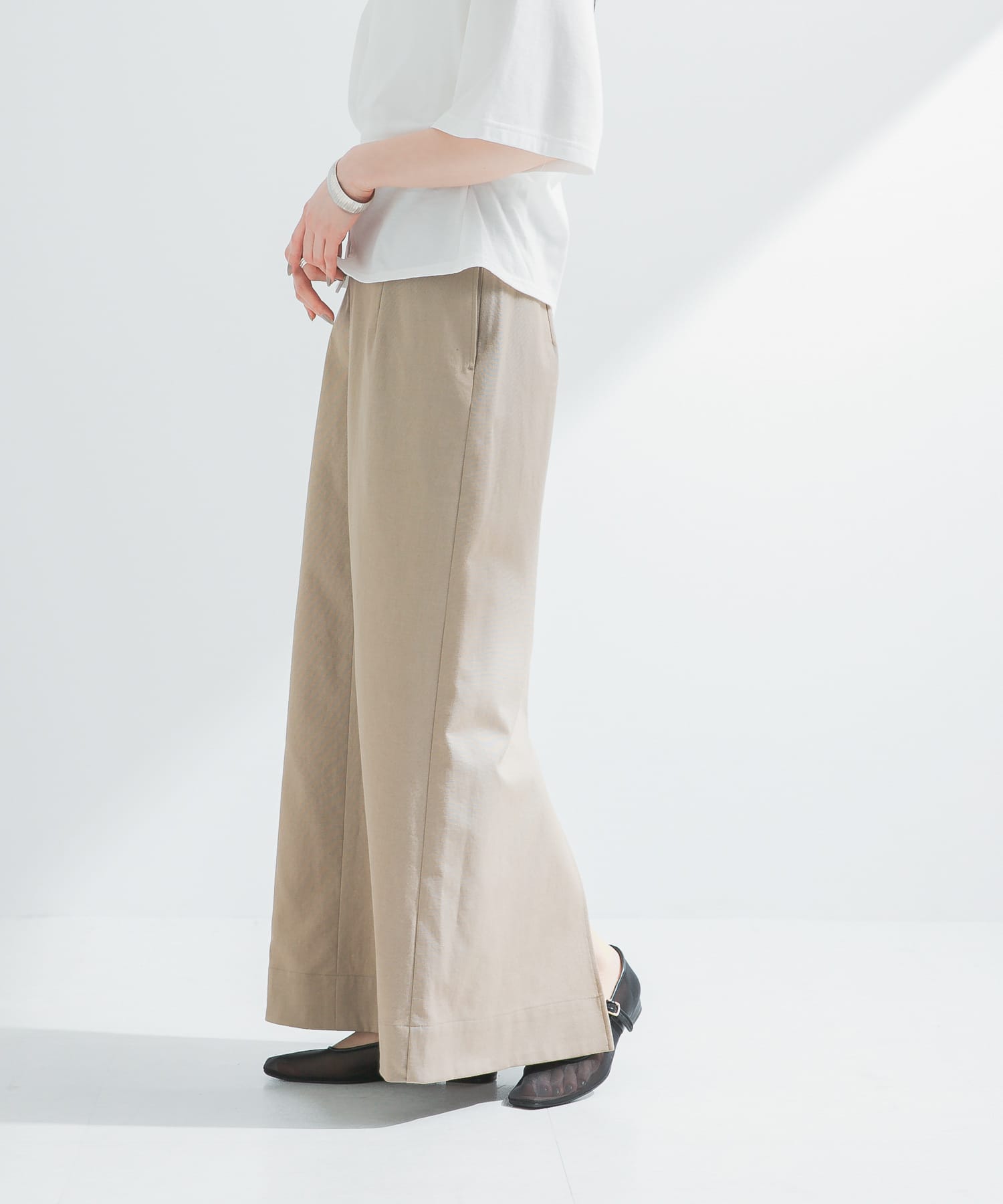SAND BEIGE