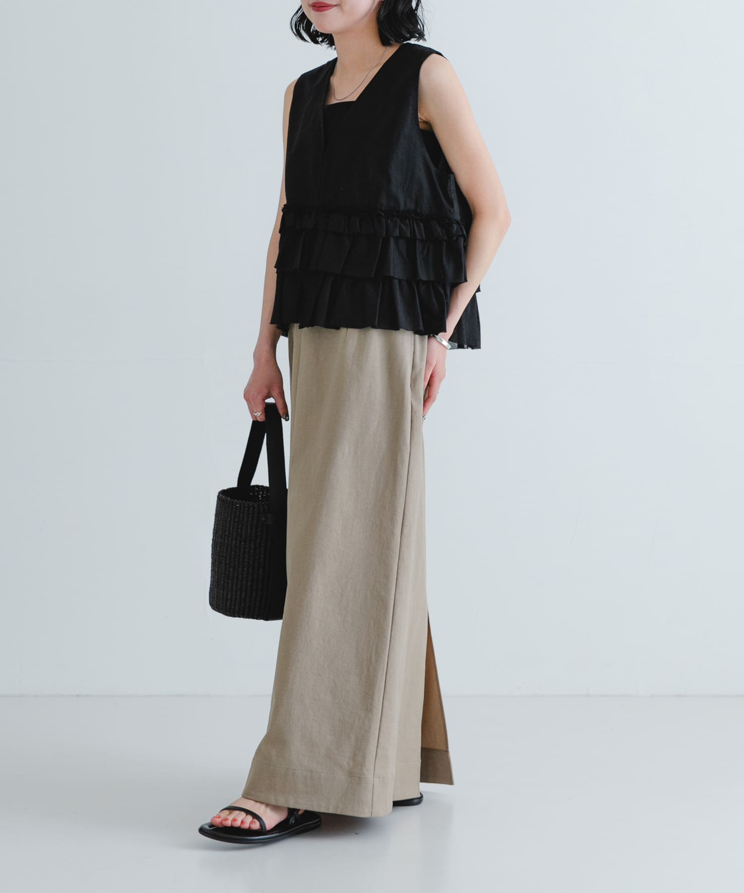 SAND BEIGE