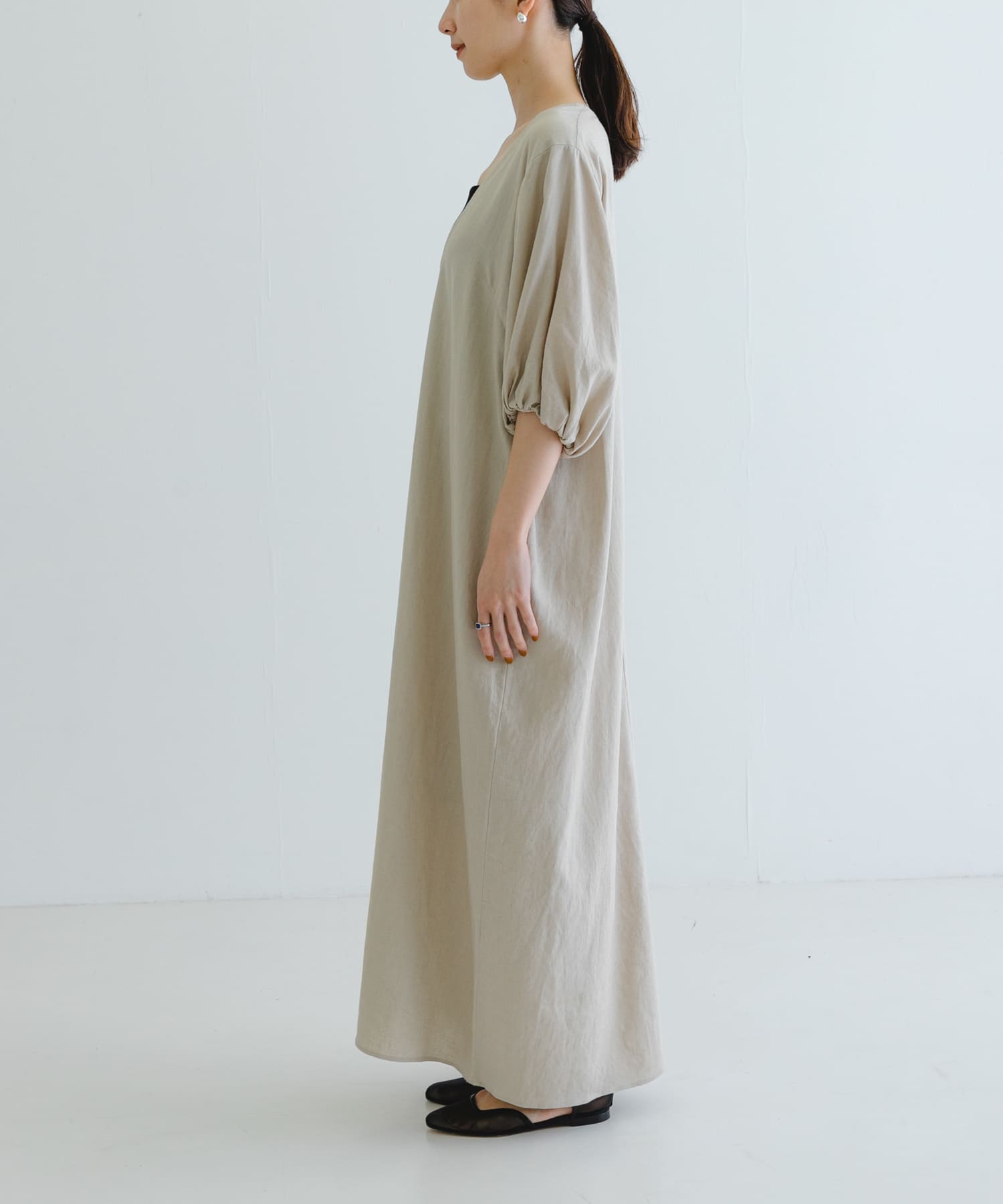 L.BEIGE