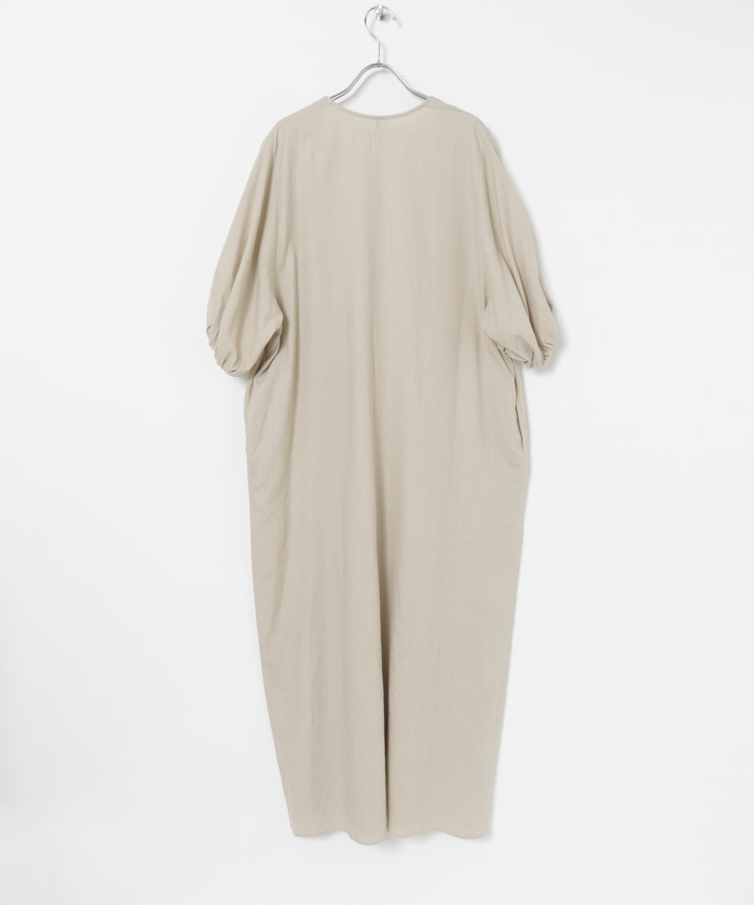 L.BEIGE