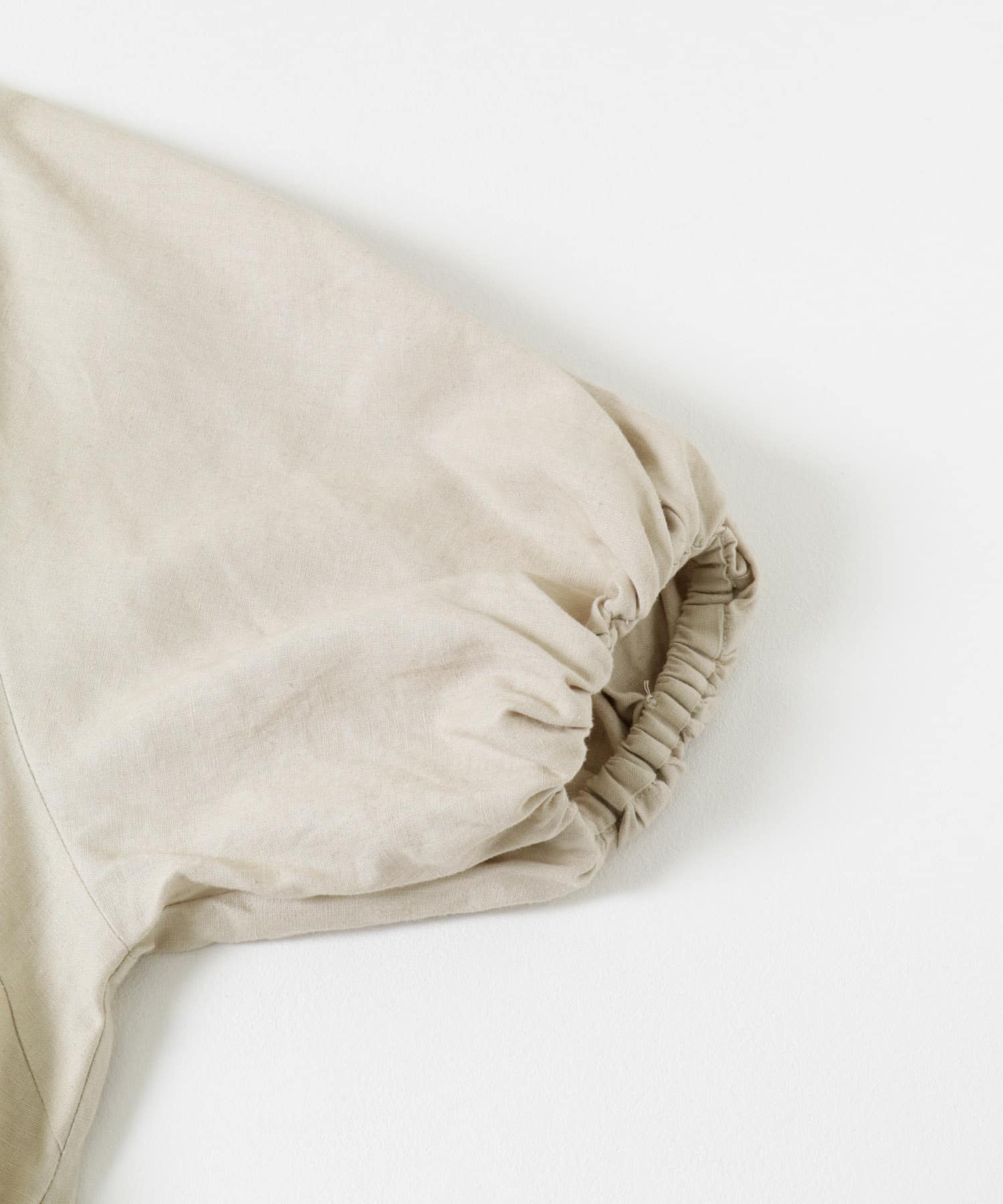 L.BEIGE