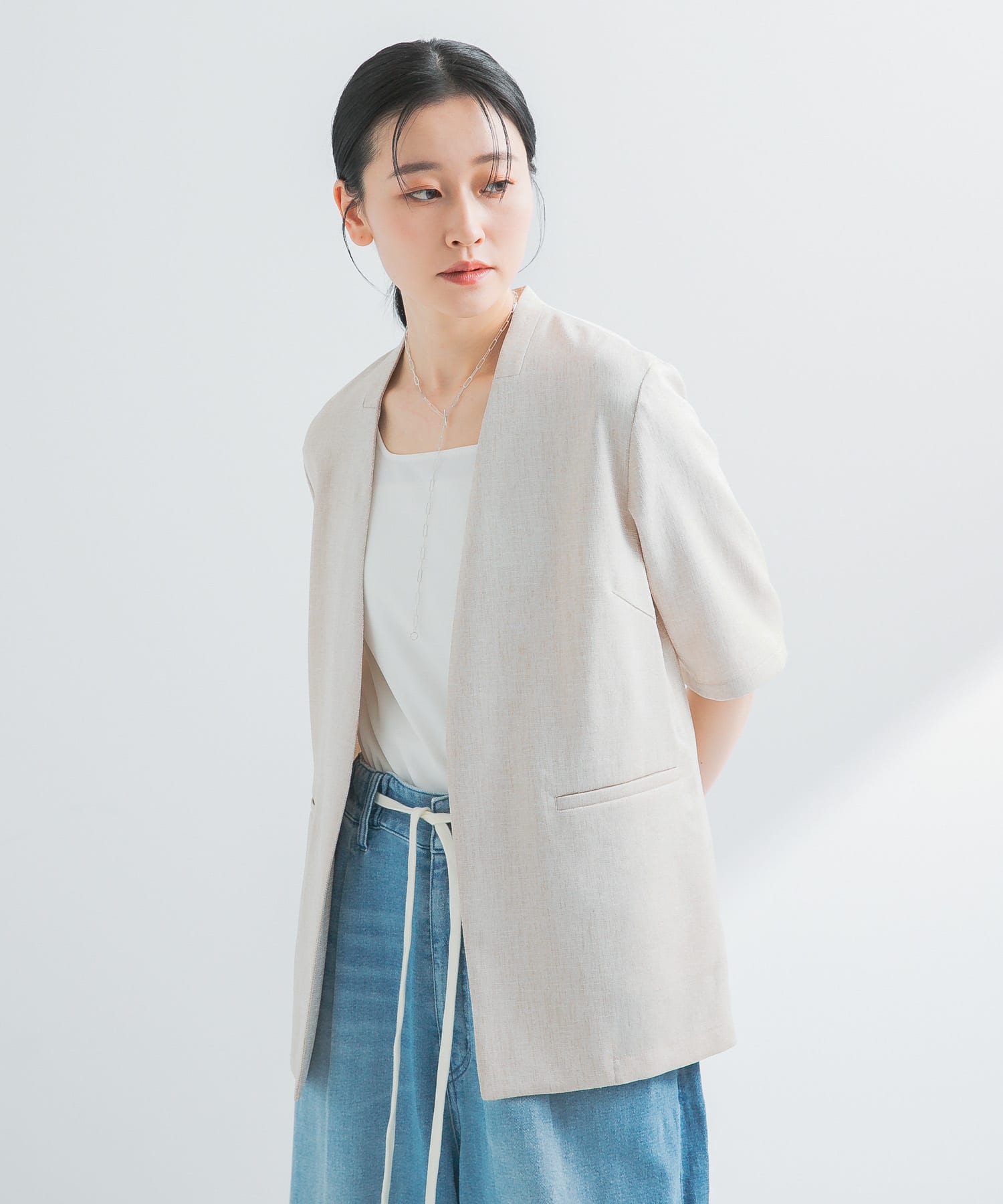 L.BEIGE