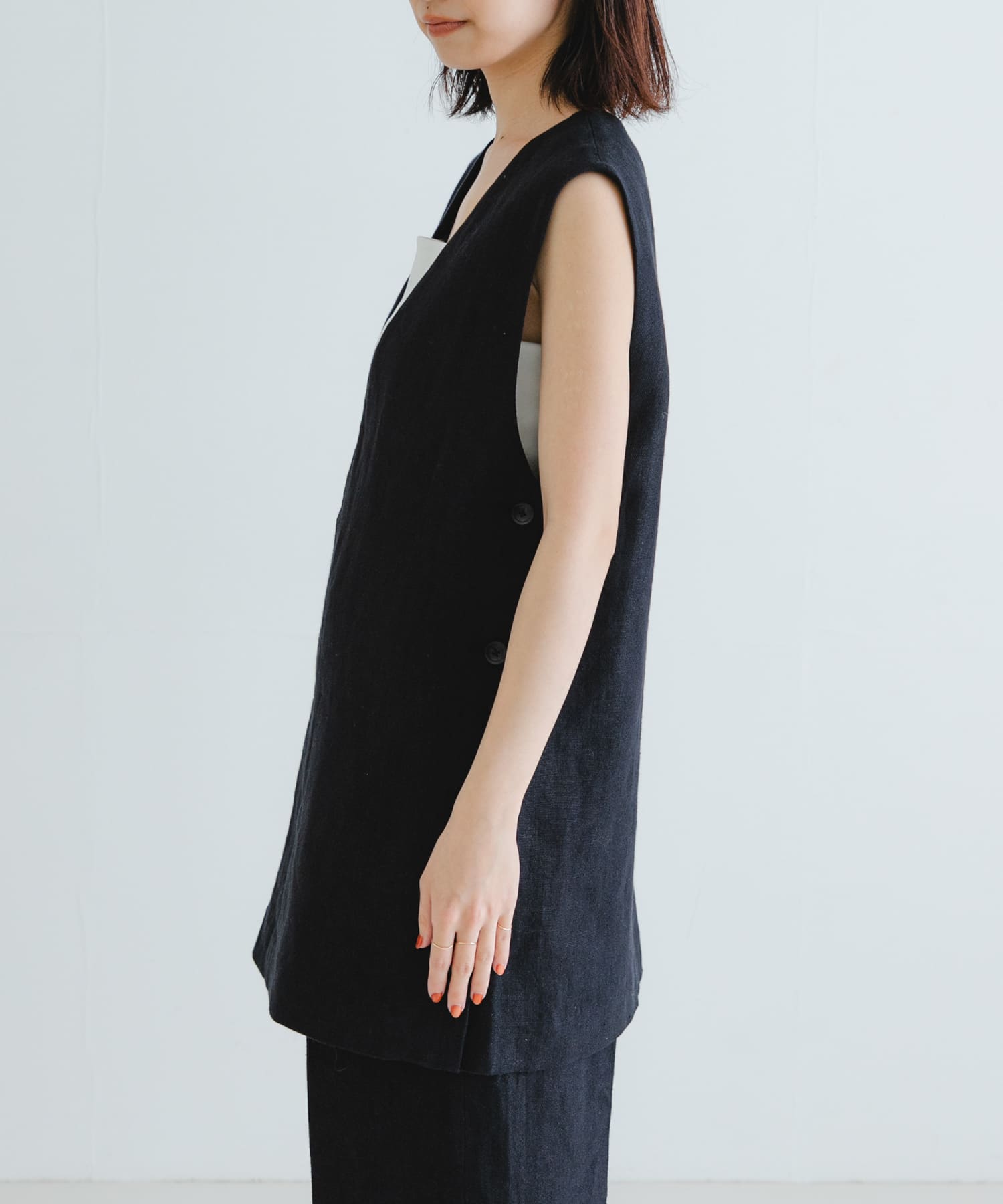 new basic リネンチュニックベスト(FREE NATURAL): トップス｜URBAN