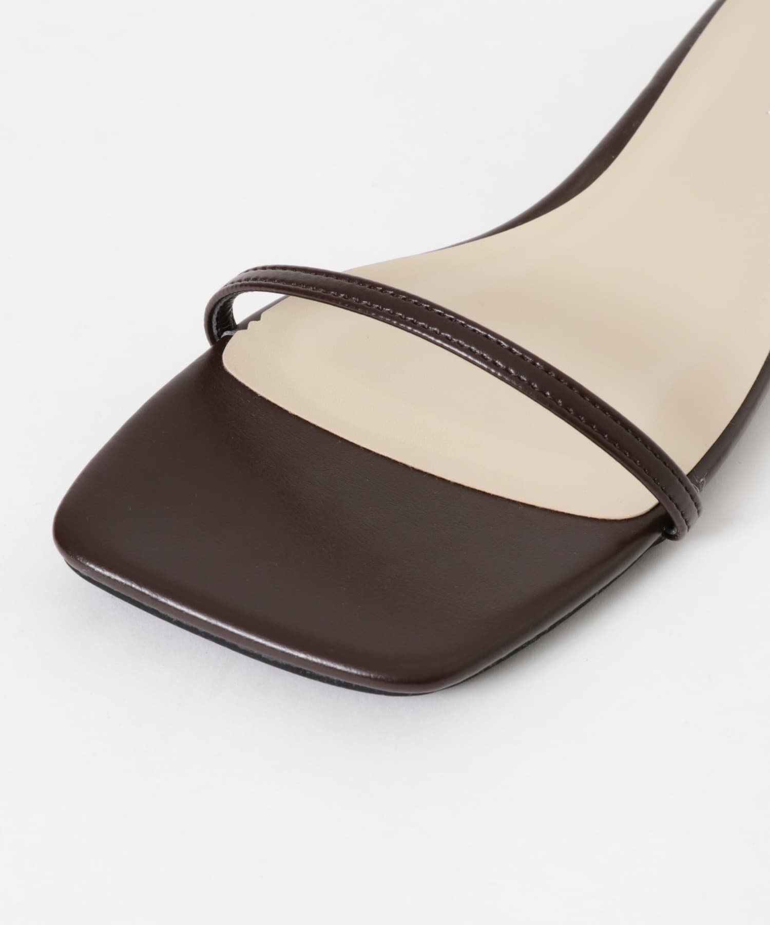 ナローストラップサンダル BROWN 36