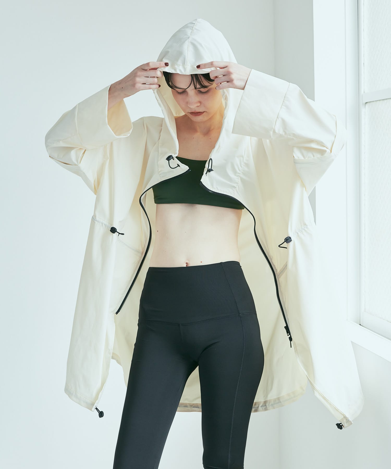 URBANRESEARCH　ラッシュガード　スイムオールインワン　未使用タグ付き UVカット』Swim URBAN RESEARCH スイム2WAYラッシュガードパーカー