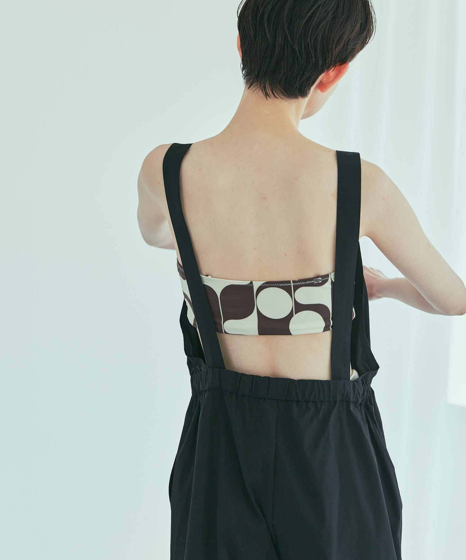 身長：173cm サイズ：38