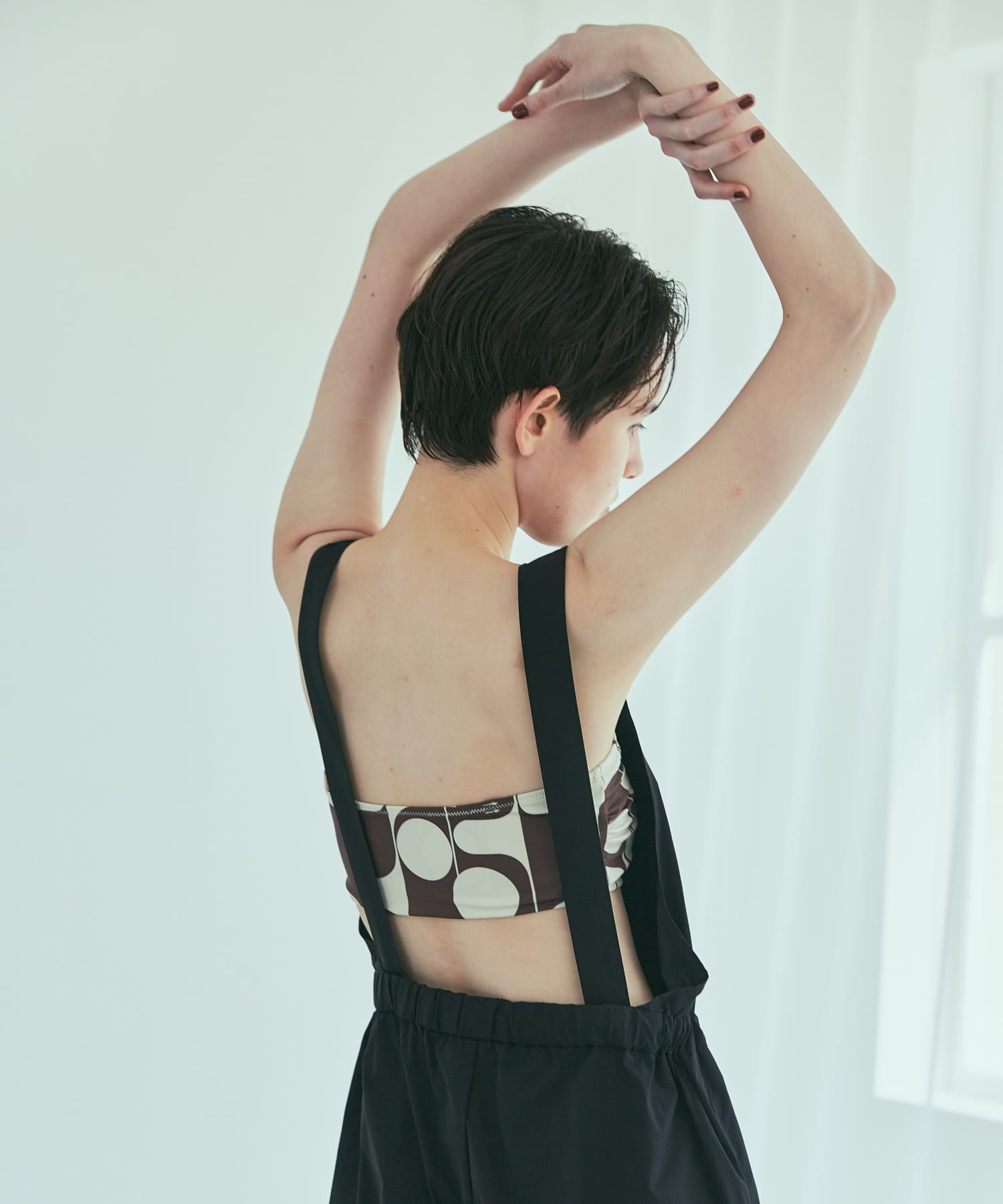 身長：173cm サイズ：38