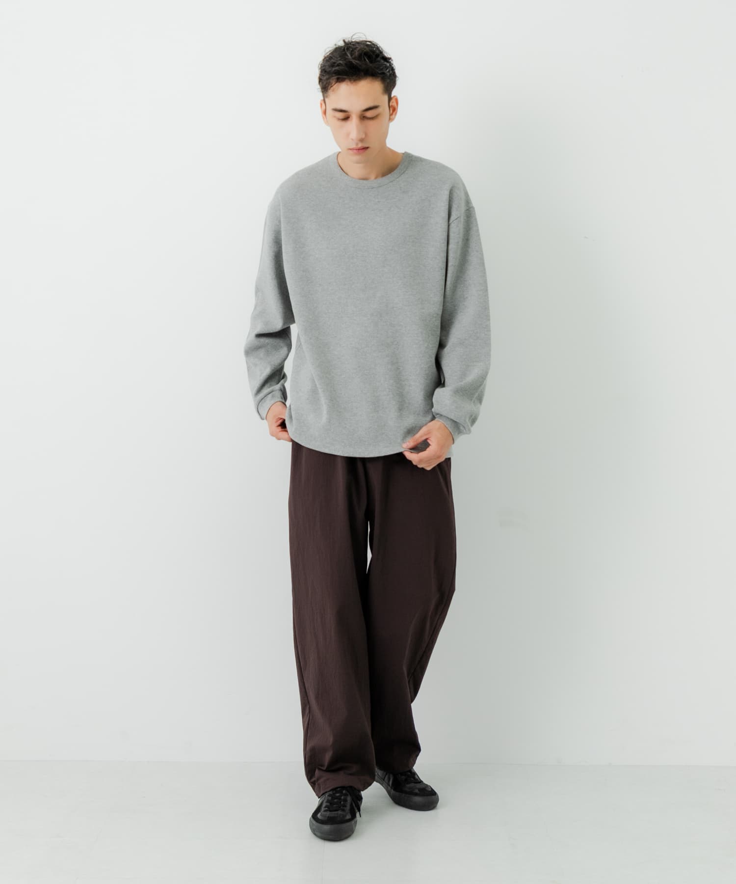 GRAY H