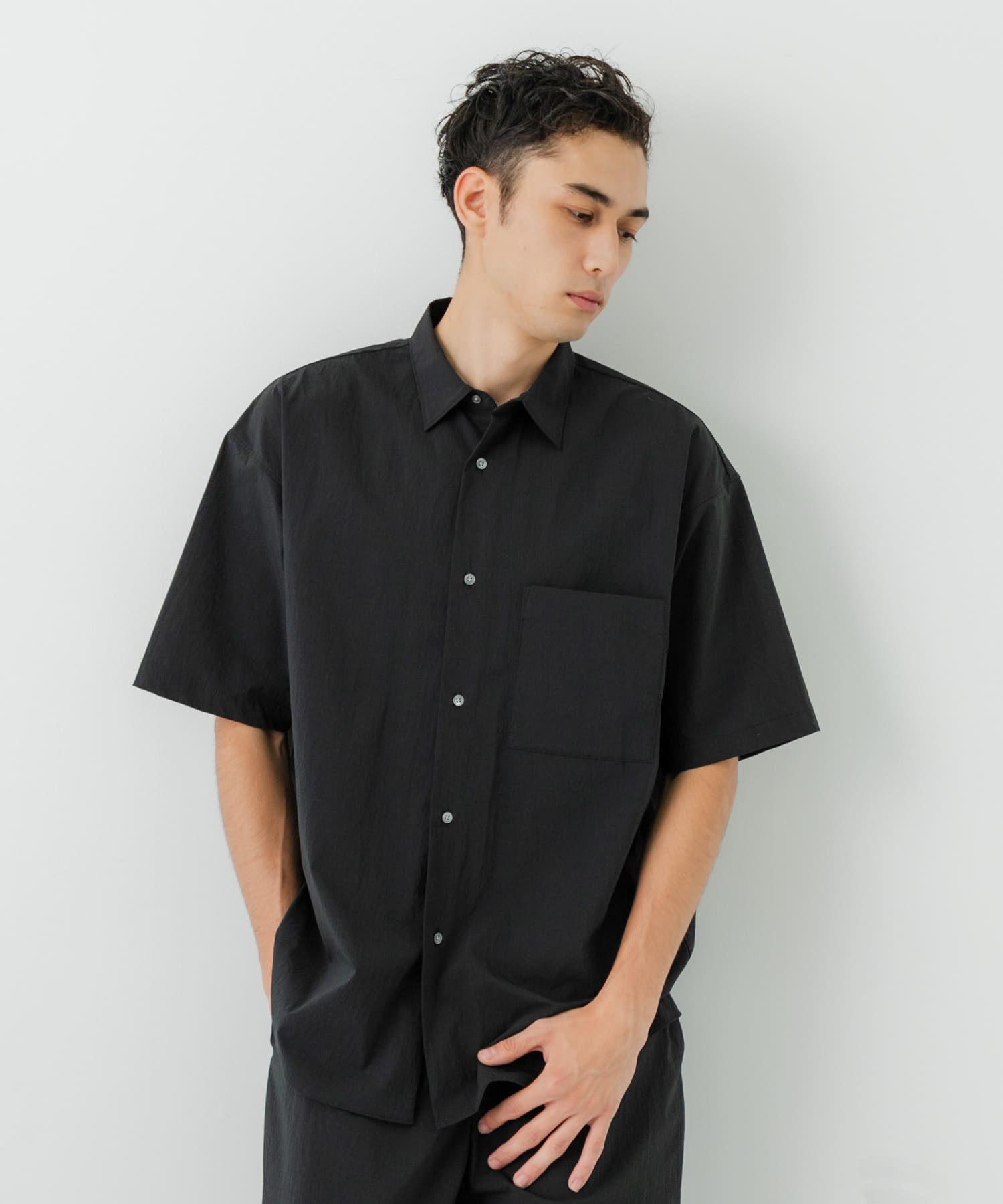 NYLON DRY STRETCH SHIRTS(M BLACK): トップス｜URBAN RESEARCH公式