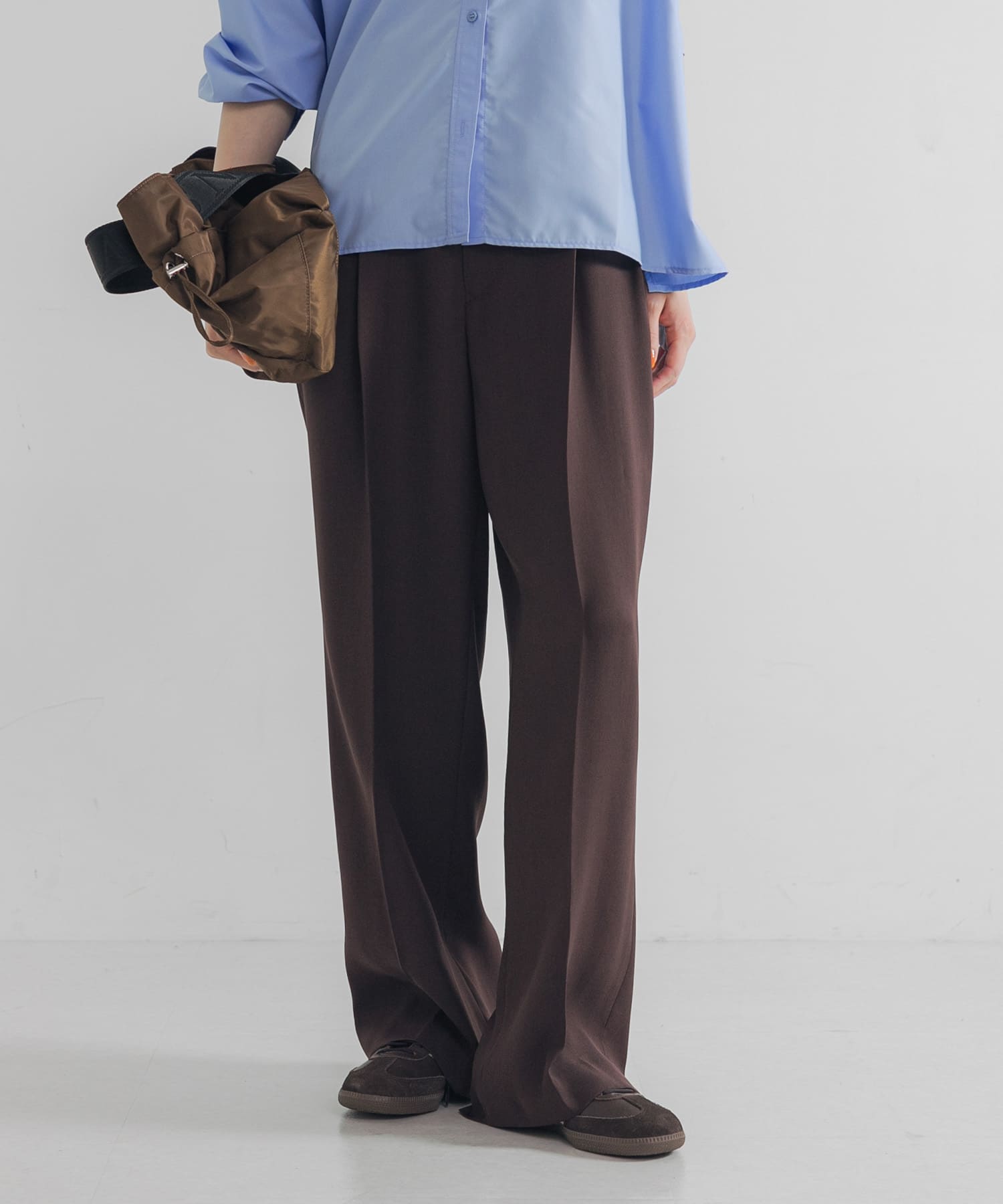 new basic　ダブルクロスキュプラパンツ