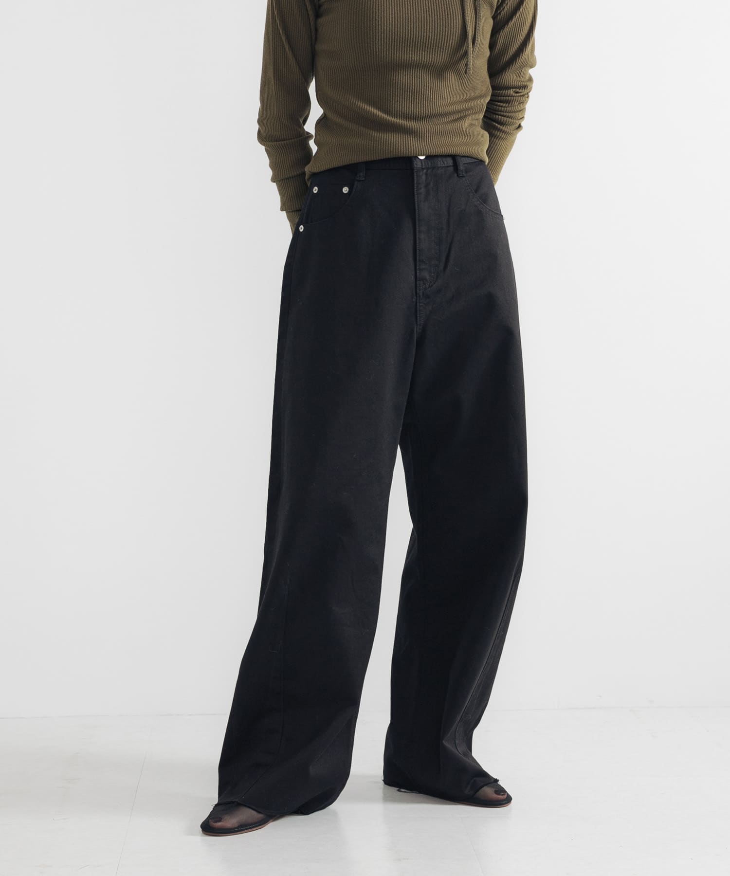 身長：170cm サイズ：40