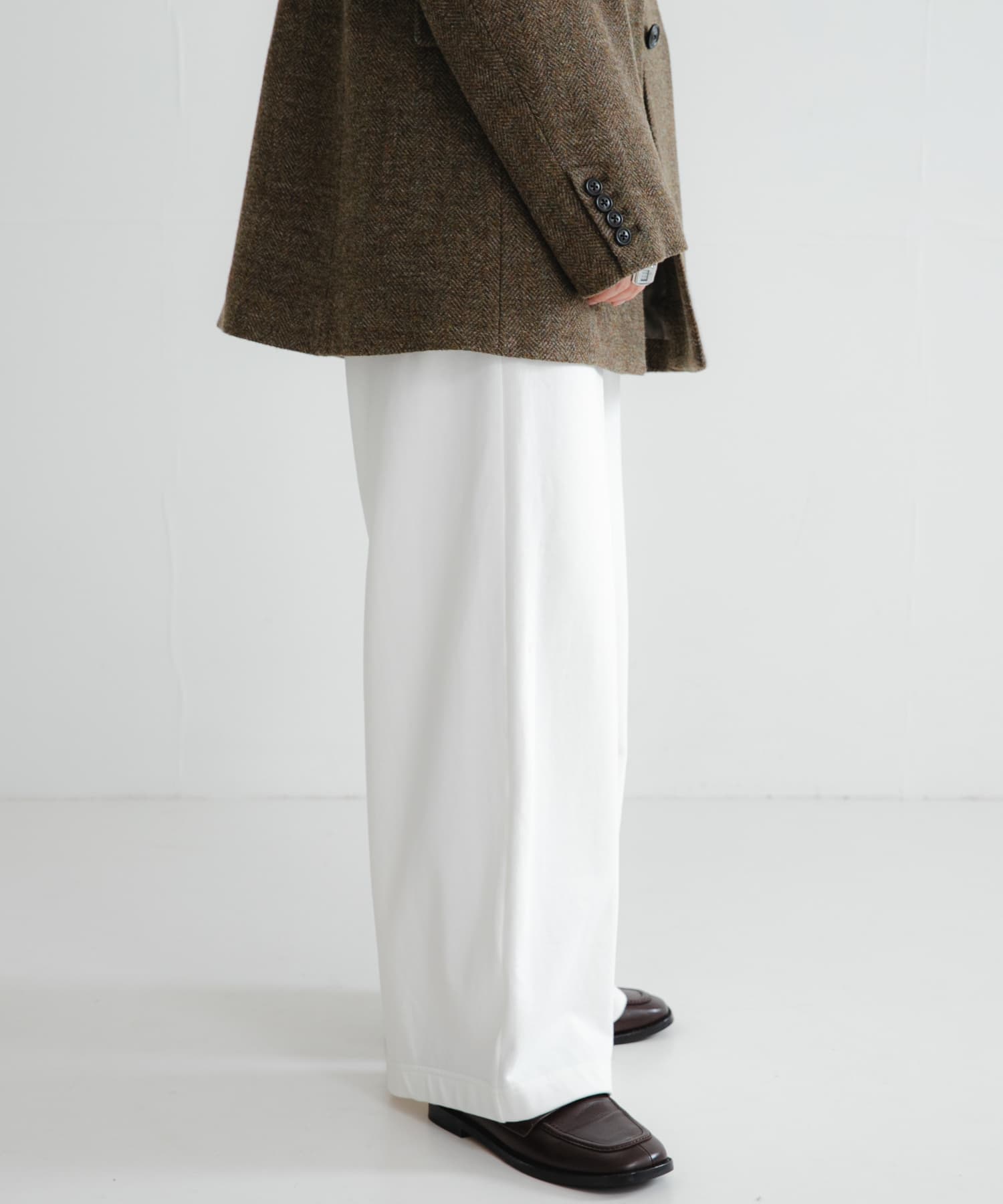 身長：160cm サイズ：38