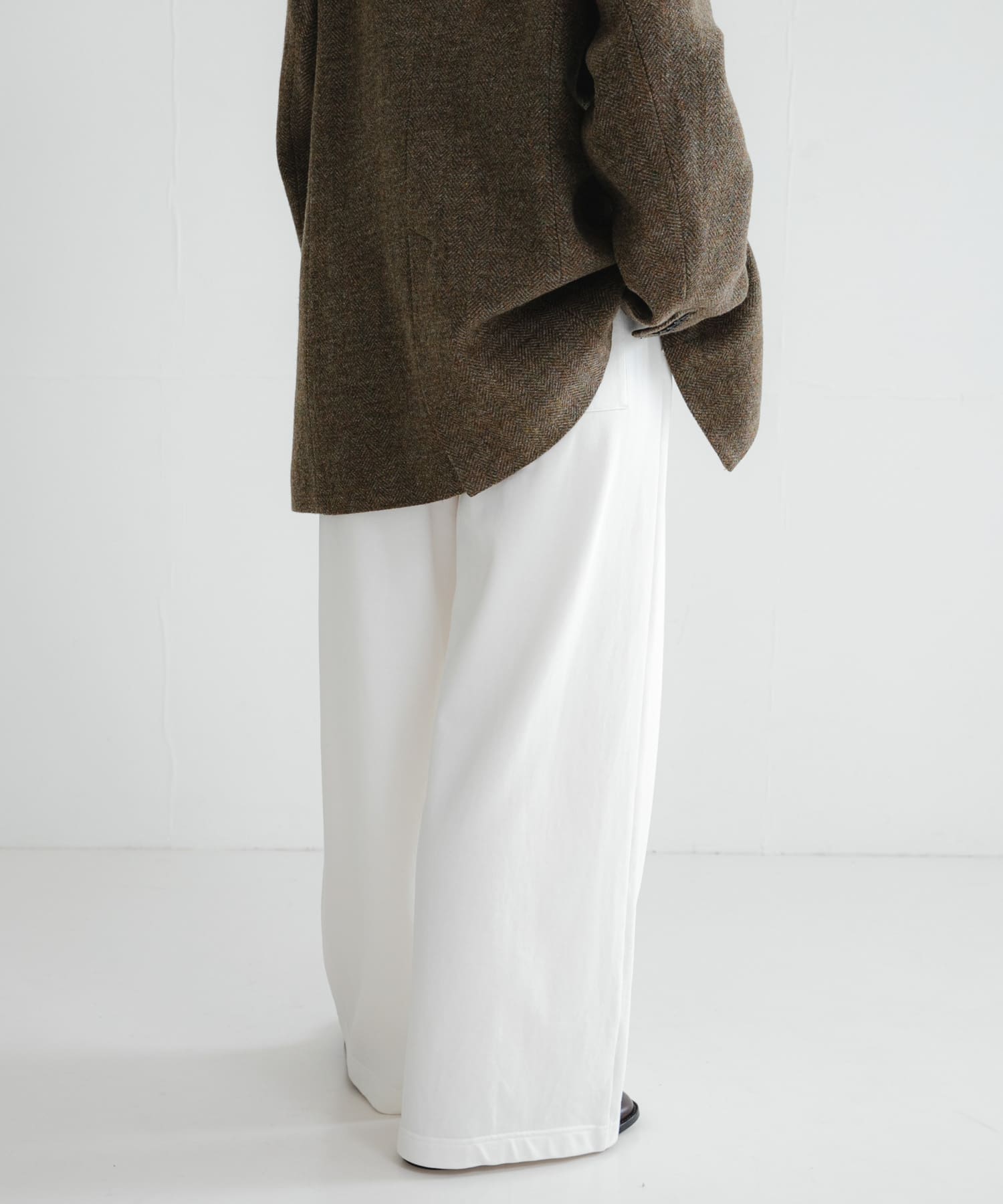 身長：160cm サイズ：38