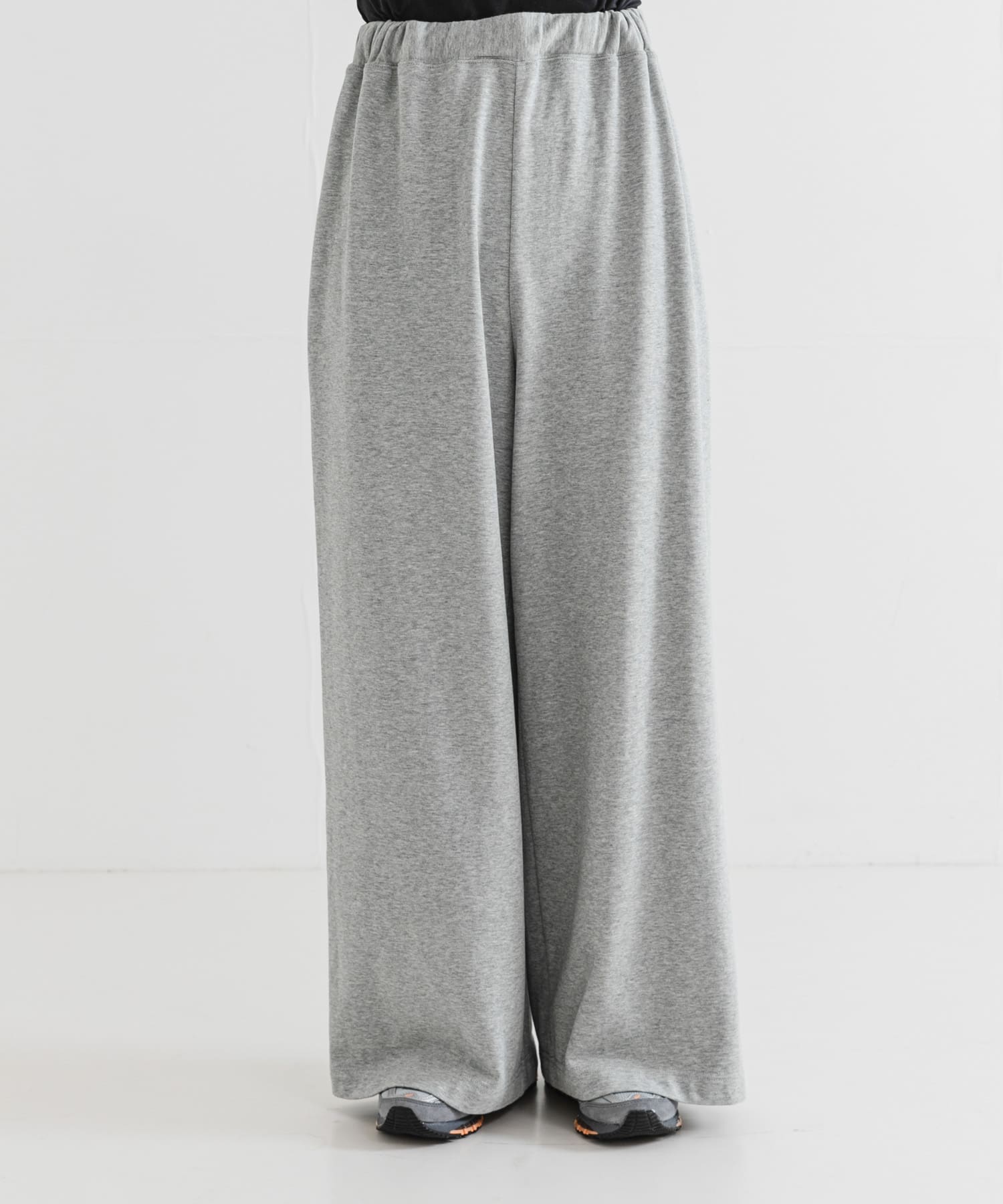 TOP GRAY