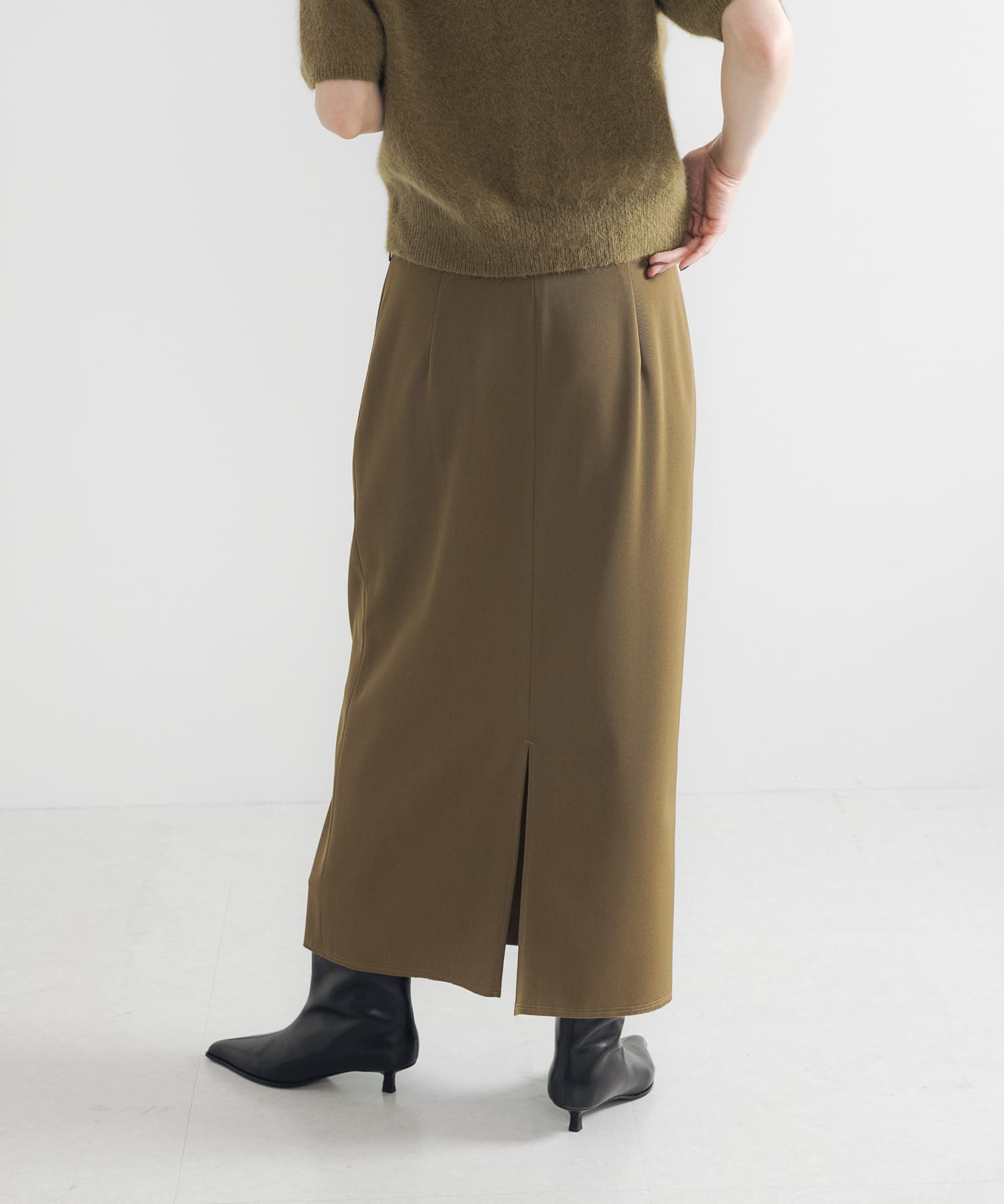 身長：170cm サイズ：38