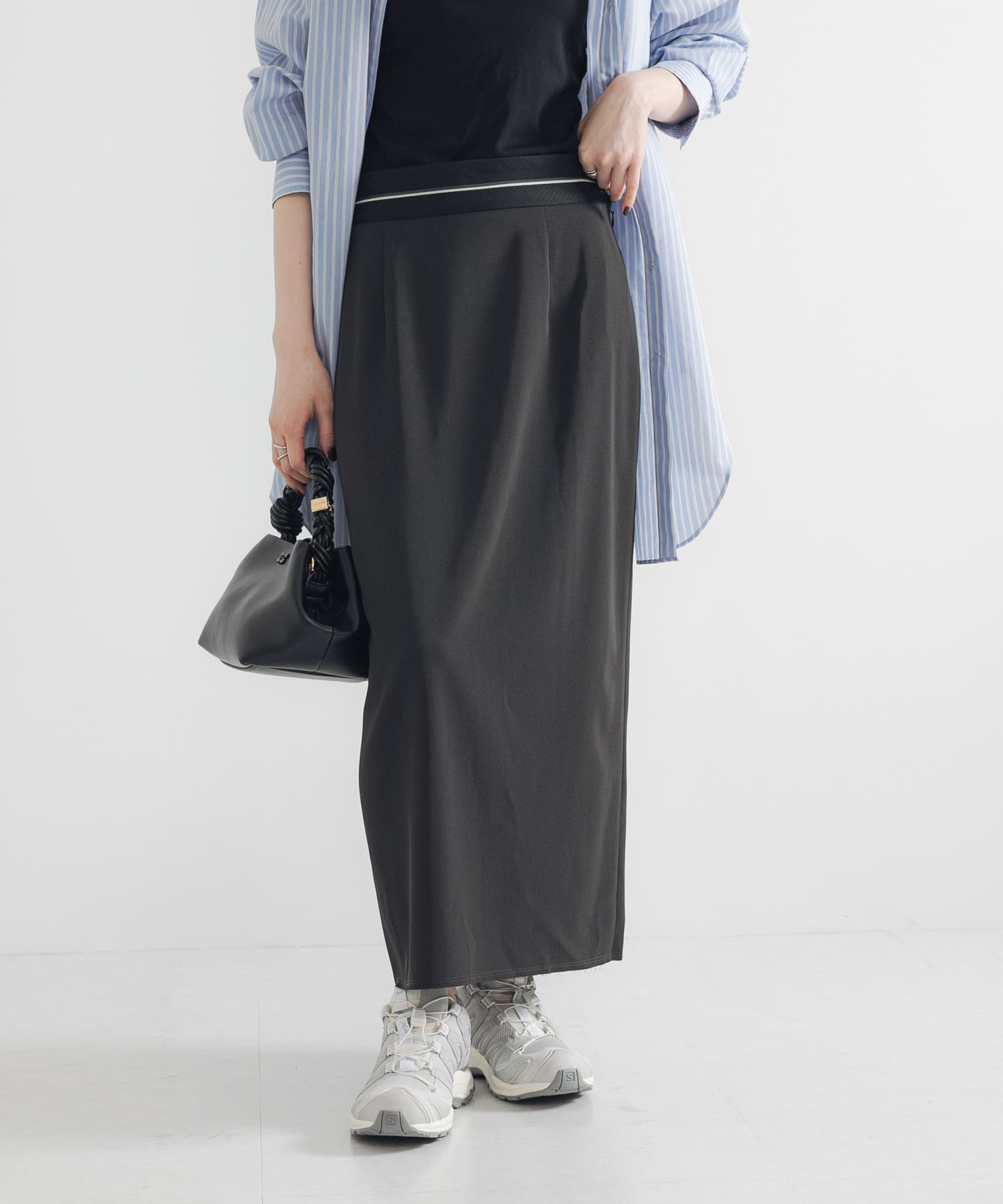 マーベルトストレートミディスカート
