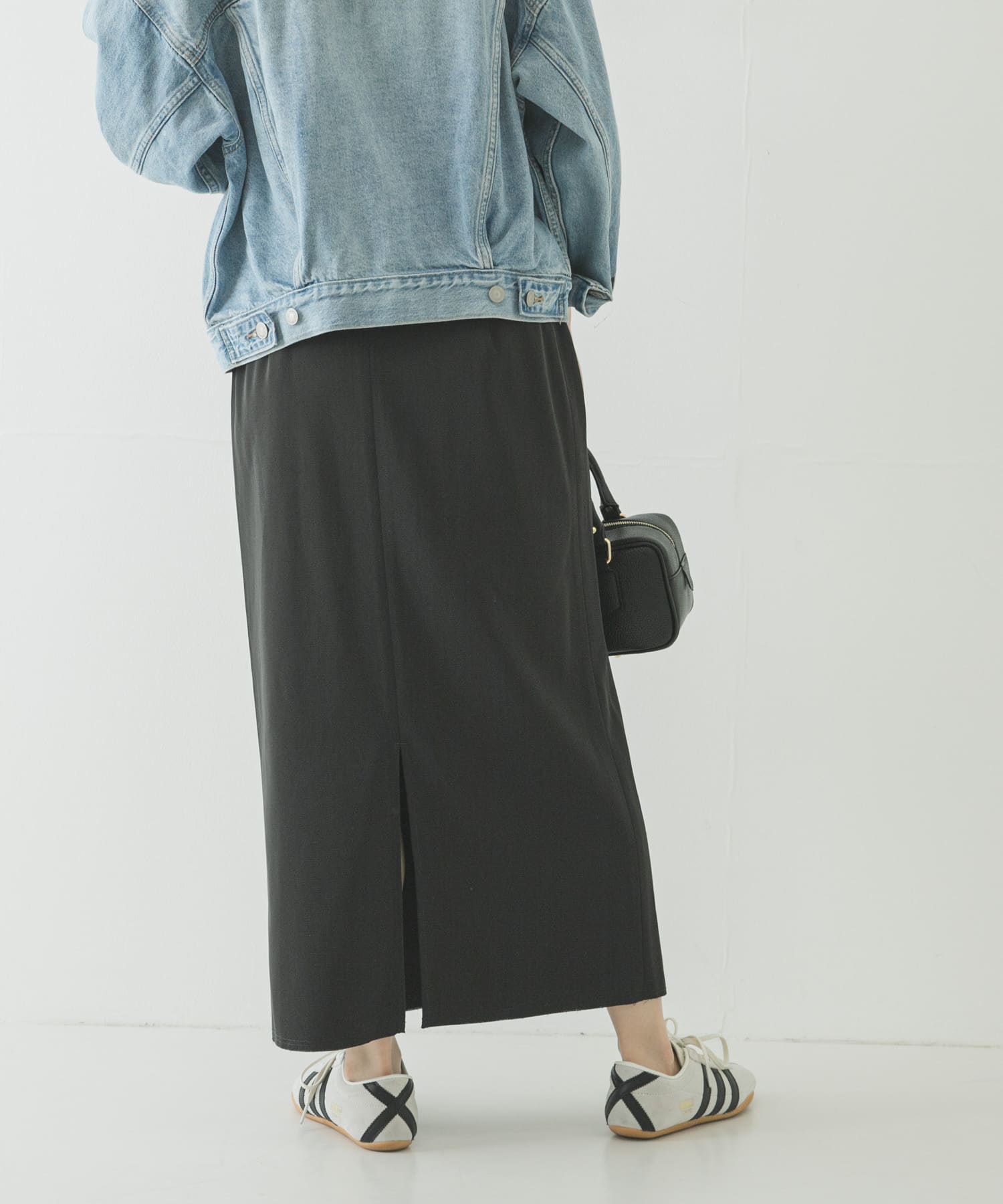 身長：166cm サイズ：38