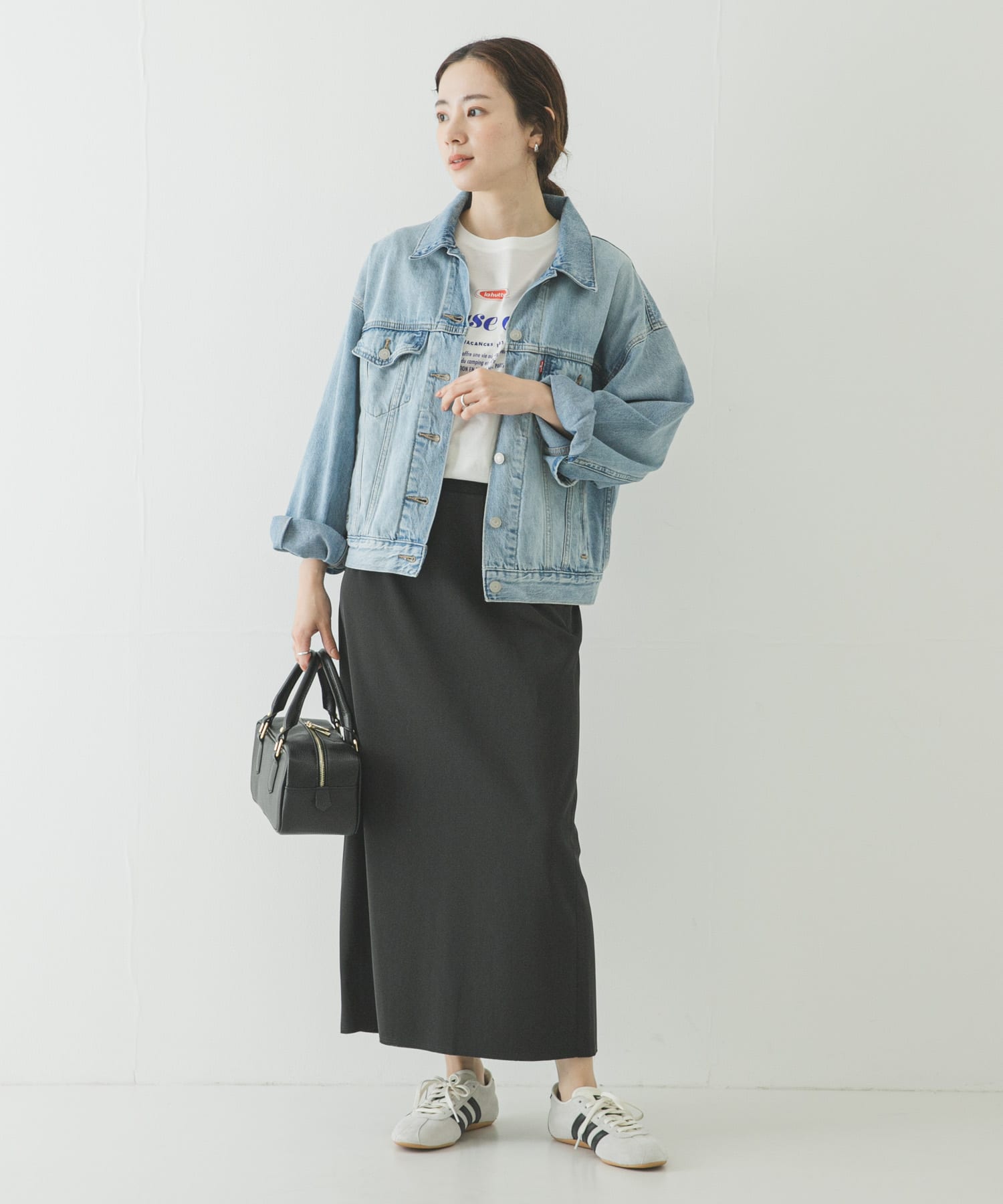 身長：166cm サイズ：38