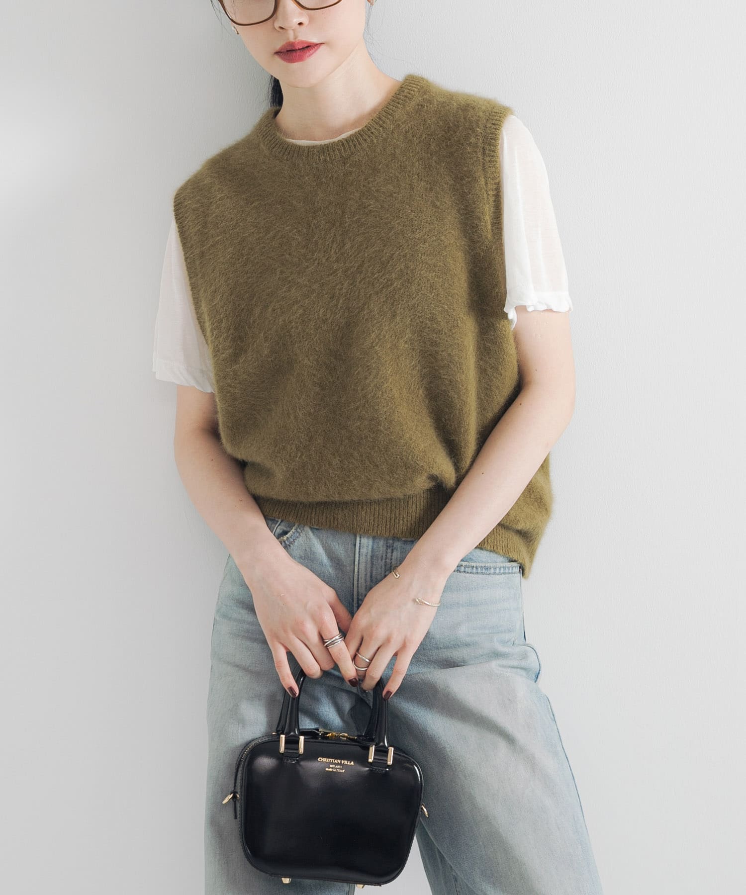 KHAKI