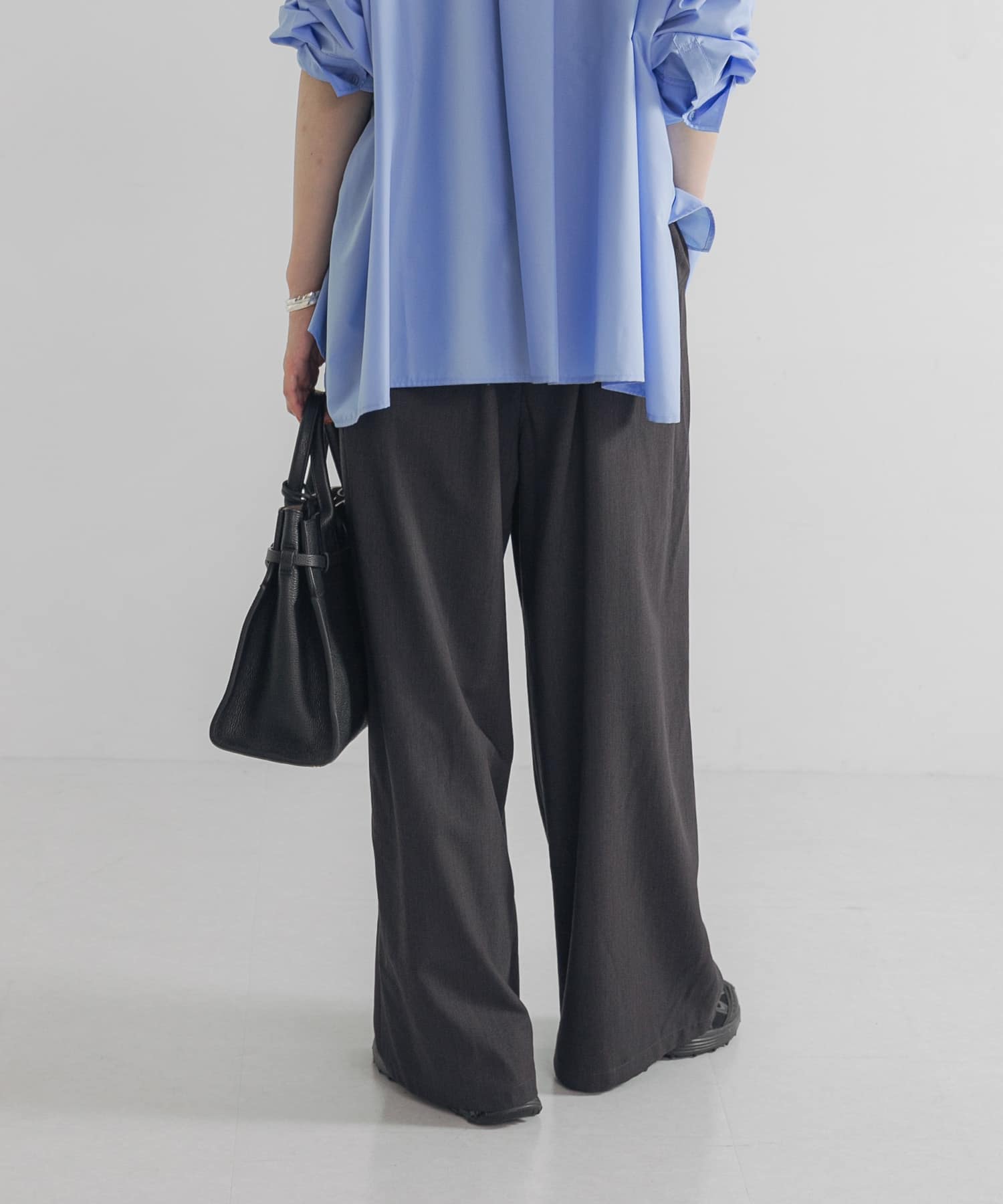 身長：170cm サイズ：38