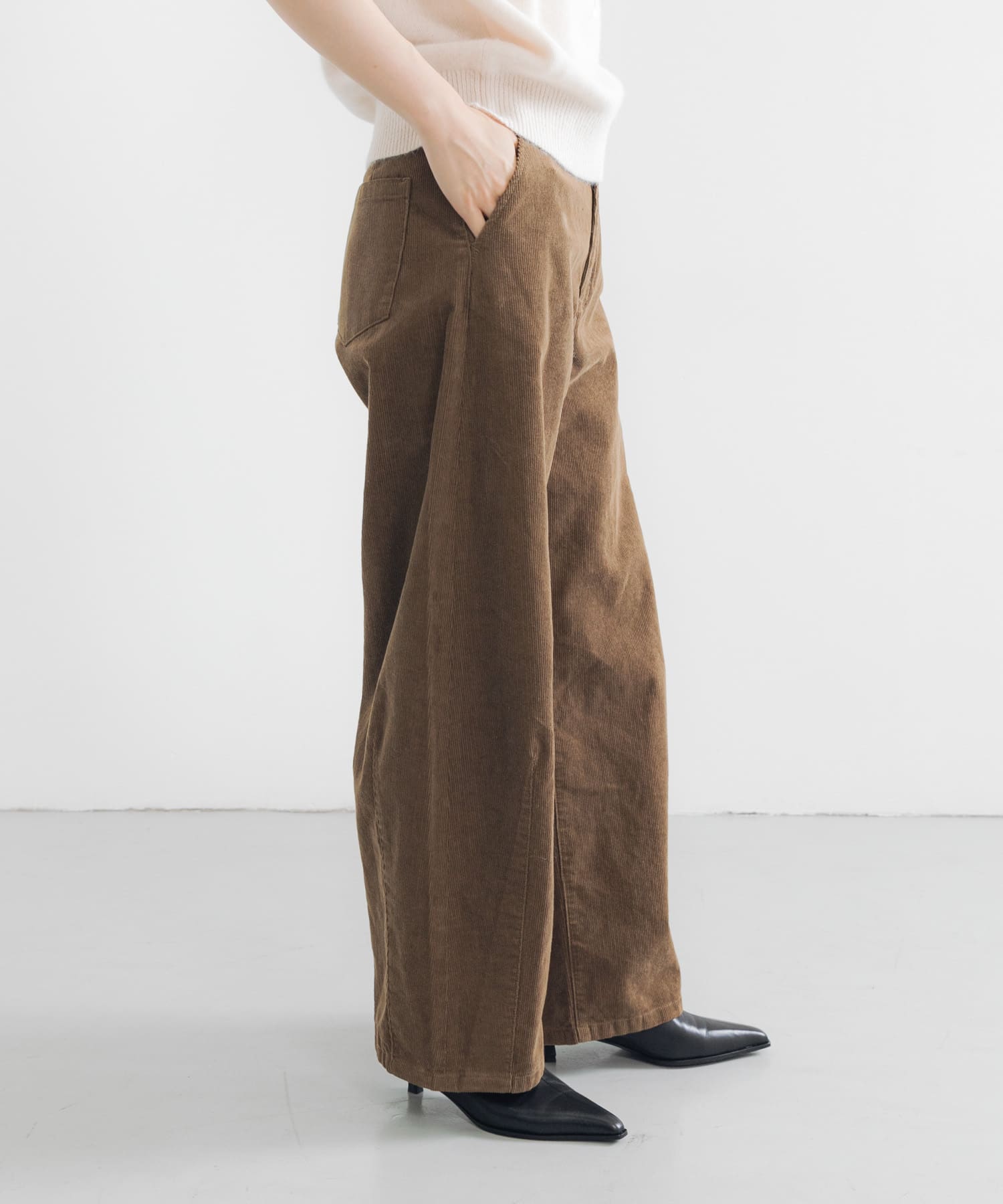 身長：162cm サイズ：38