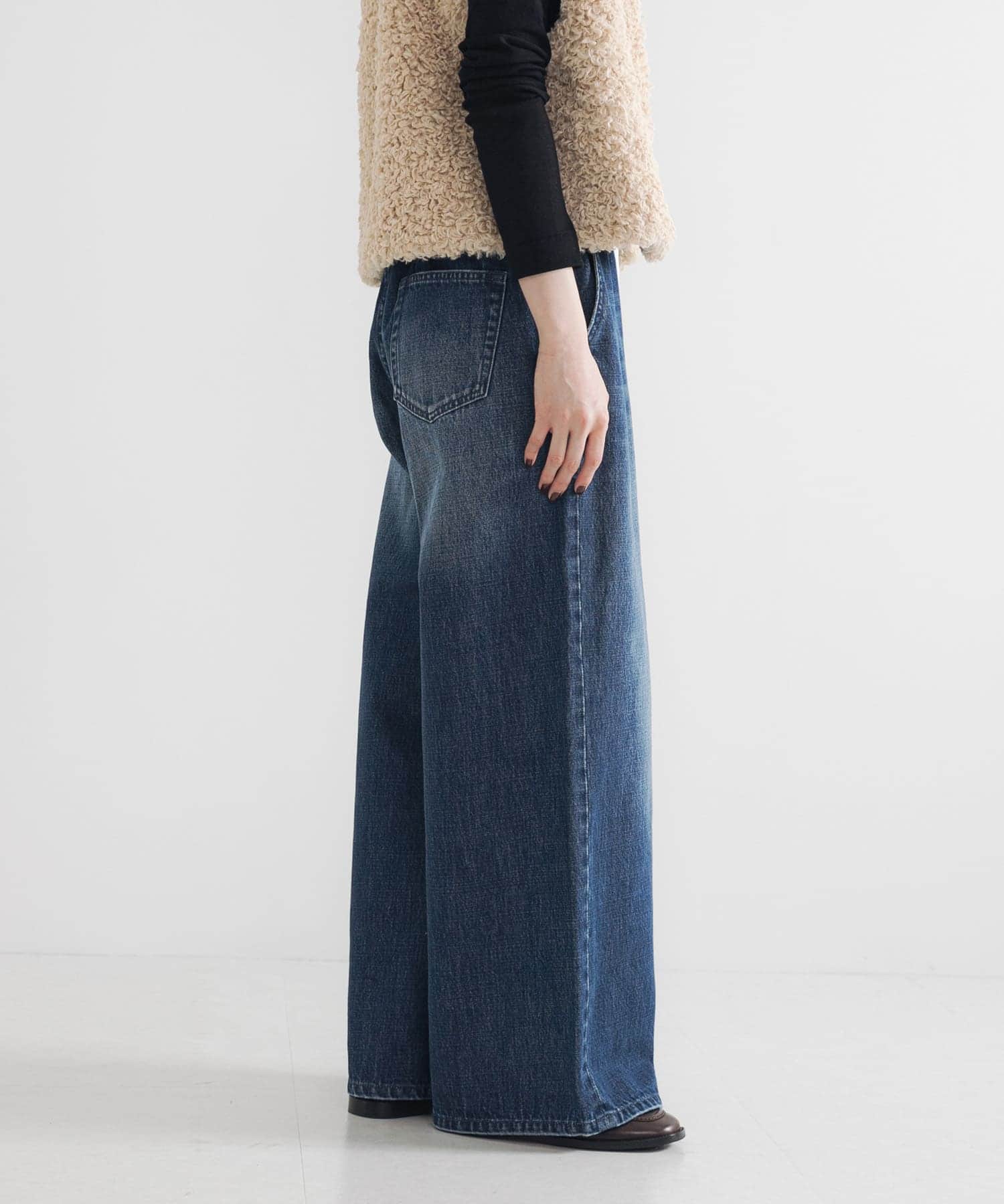 身長：170cm サイズ：38