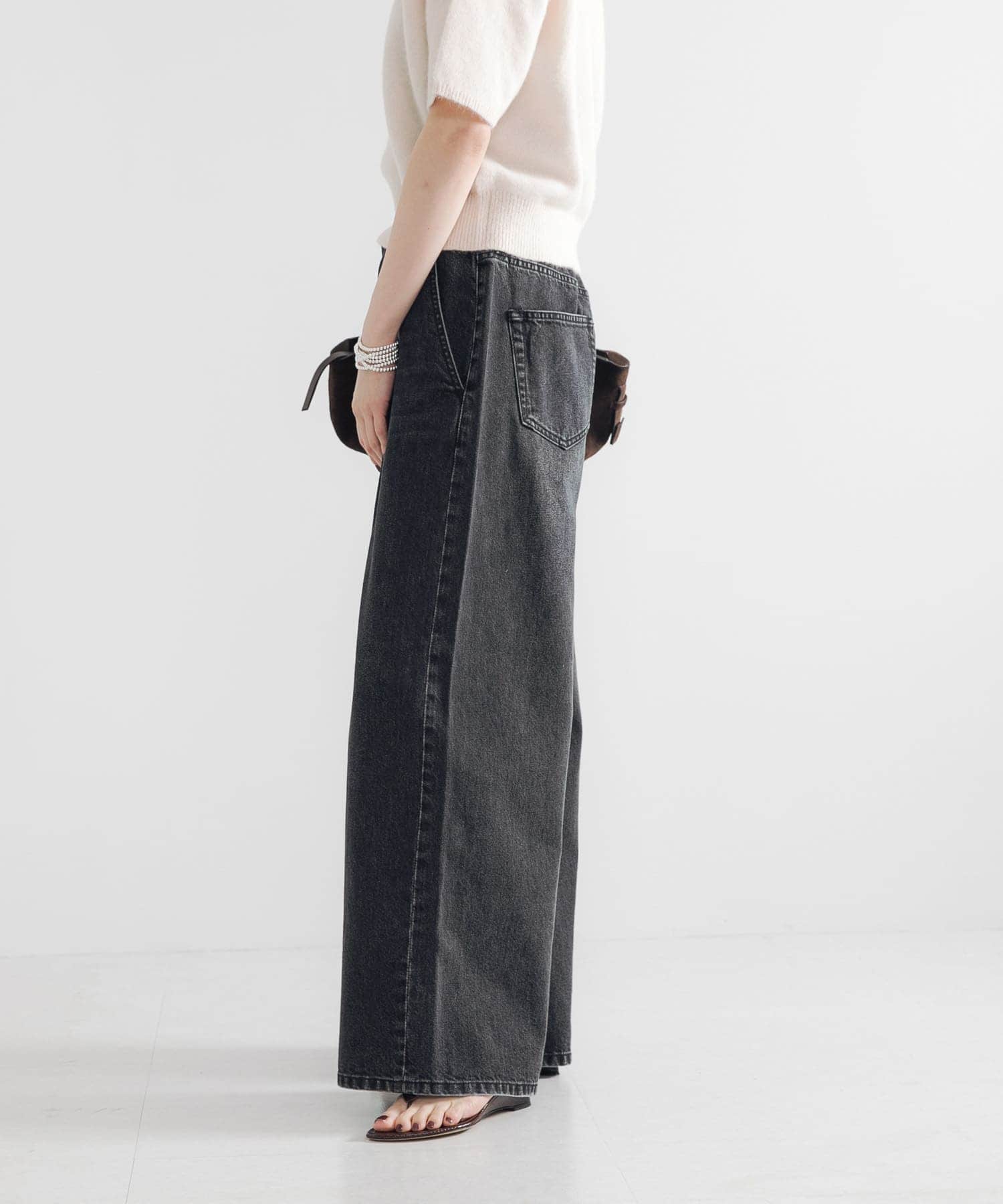 身長：170cm サイズ：38