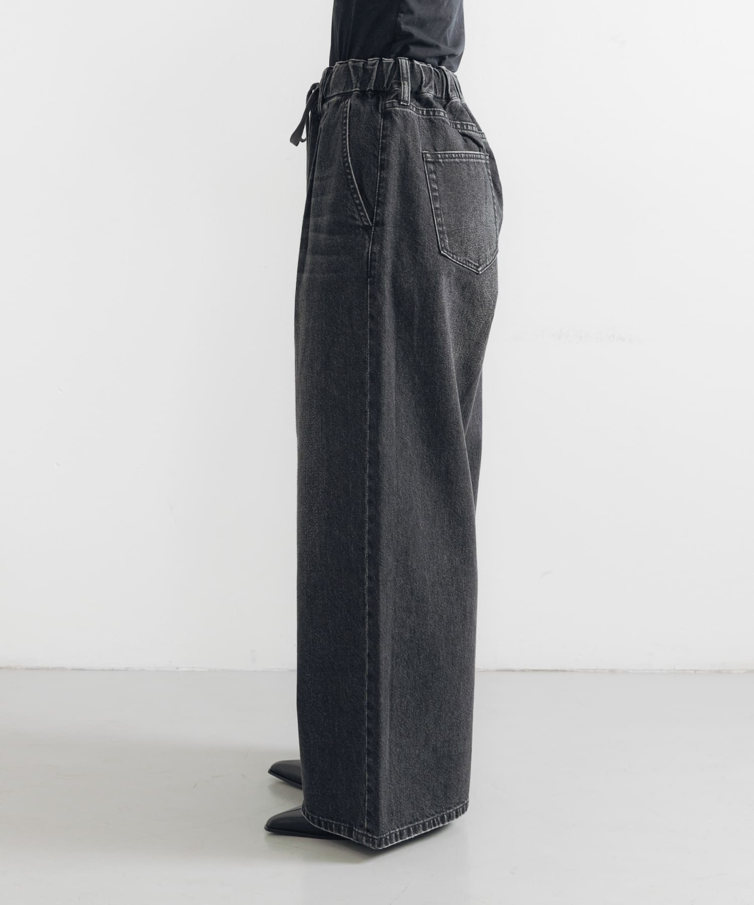 身長：160cm サイズ：38