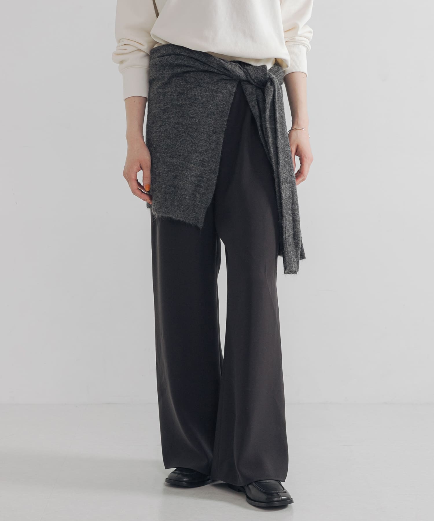 ヘアリーマルチストール CHARCOAL FREE