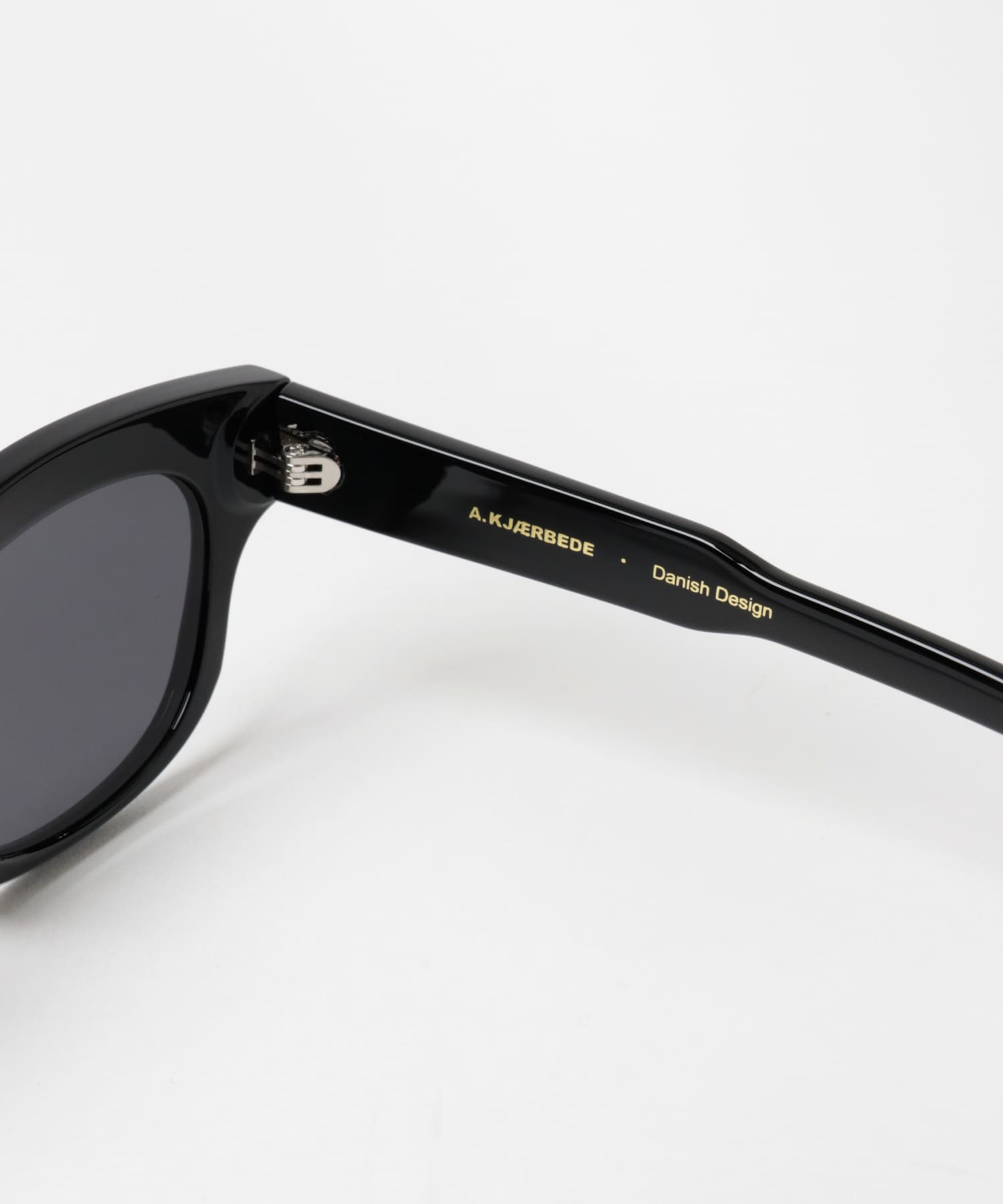 A.Kjaerbede　LANE Black FREE