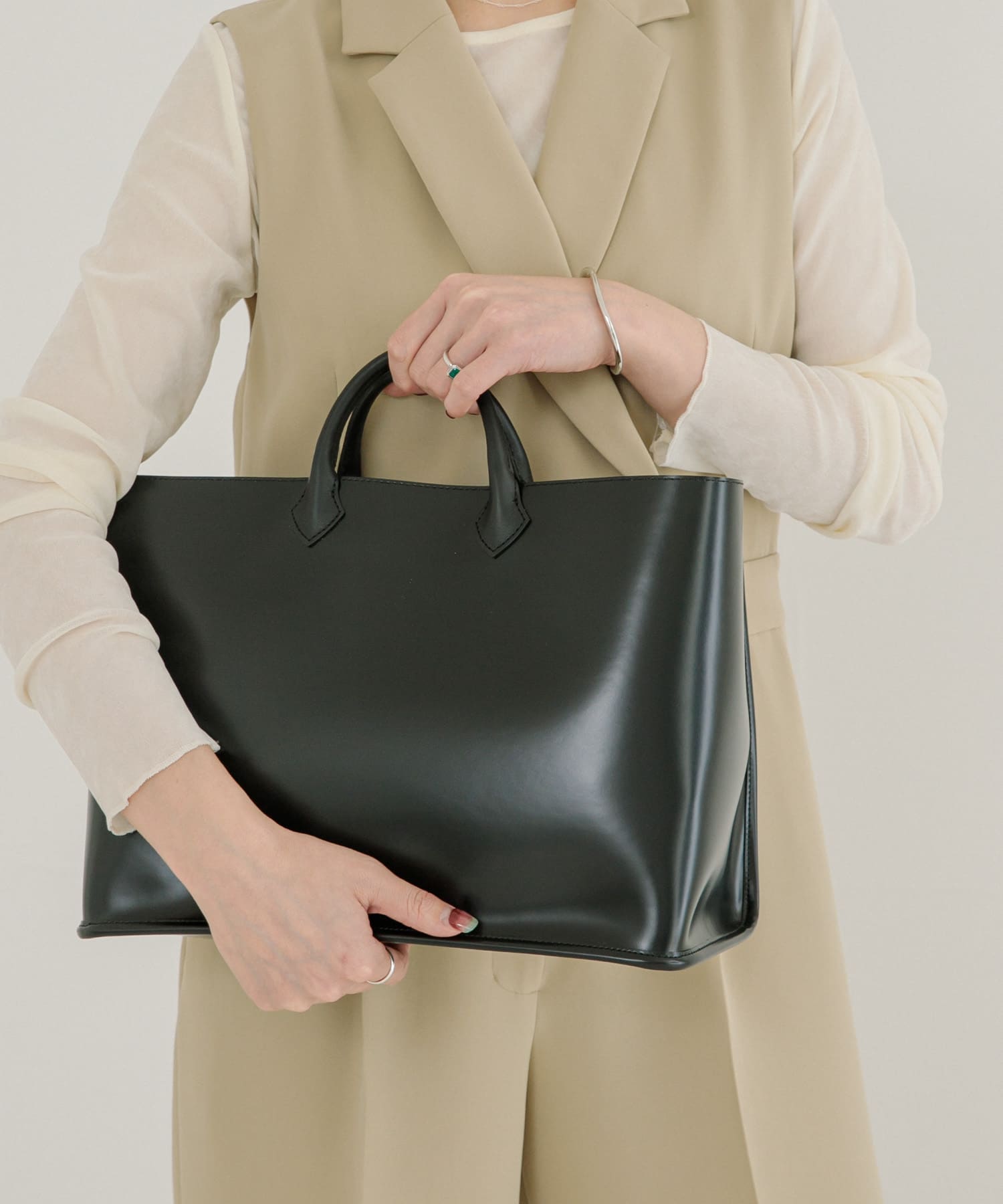 PIENI　KOKO M lesson bag BK/YE -