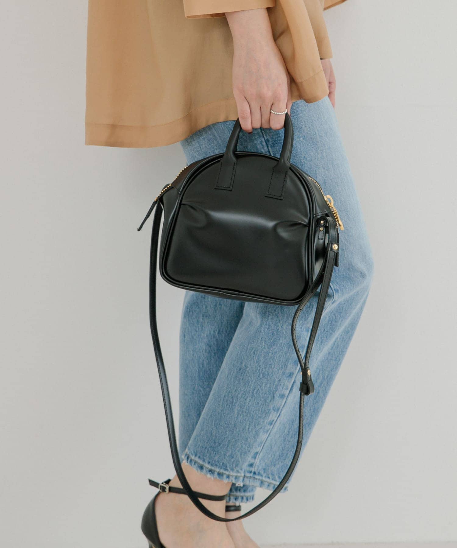PIENI　BOSTON with strap BK/BK -