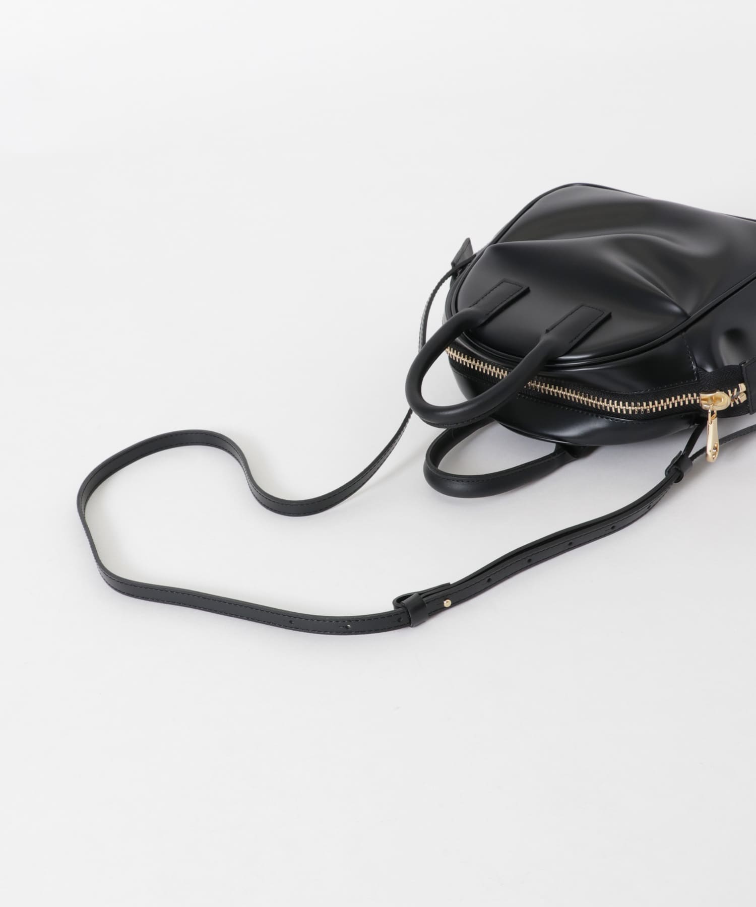 PIENI　BOSTON with strap BK/BK -