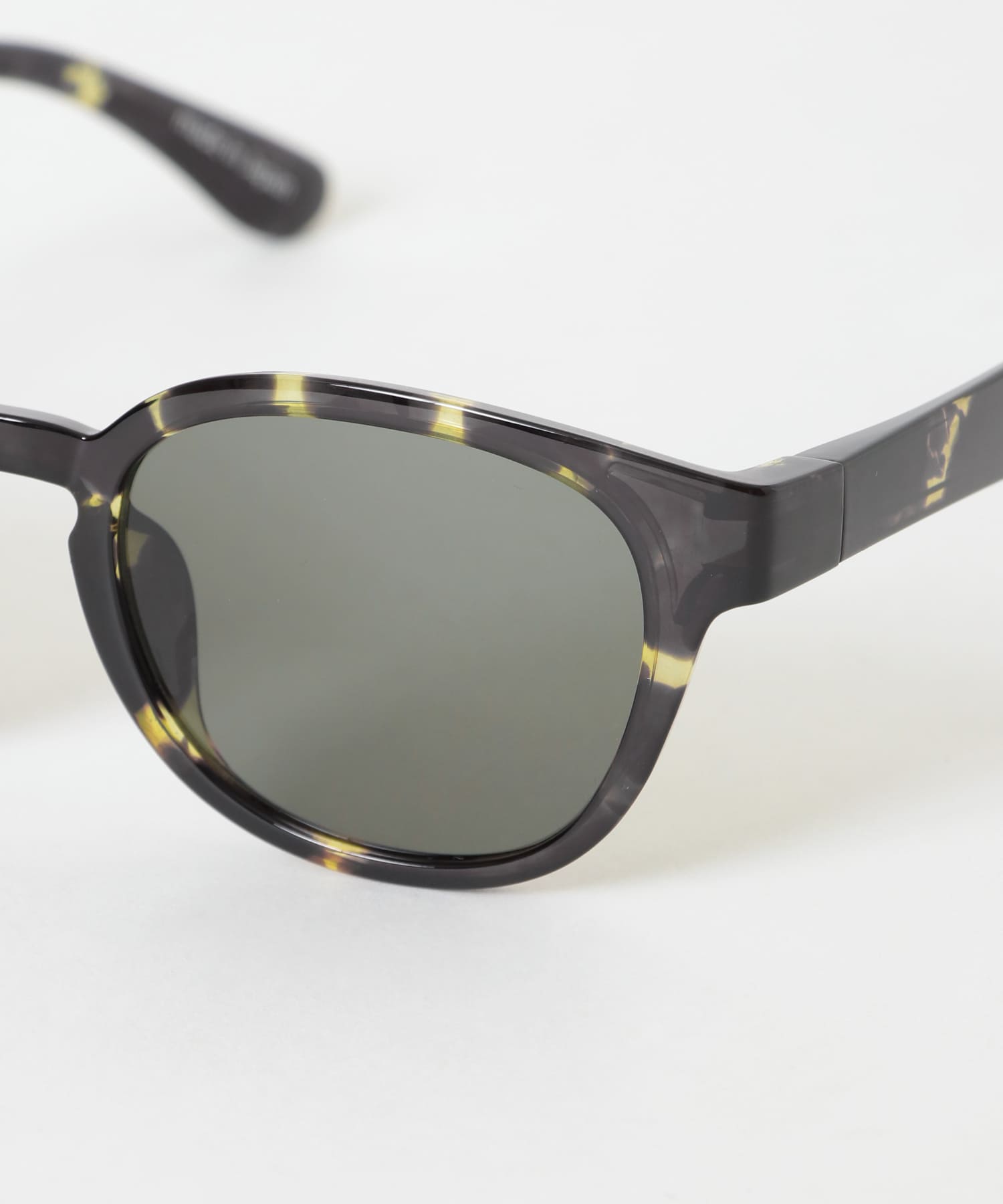 jugaad 14　COVE CLEAR-dk green tortoise -