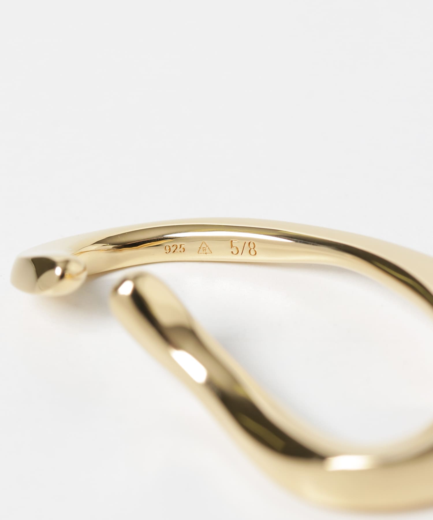 5/8 STUDIOS　Beginning Ear Cuff /Large GOLD -
