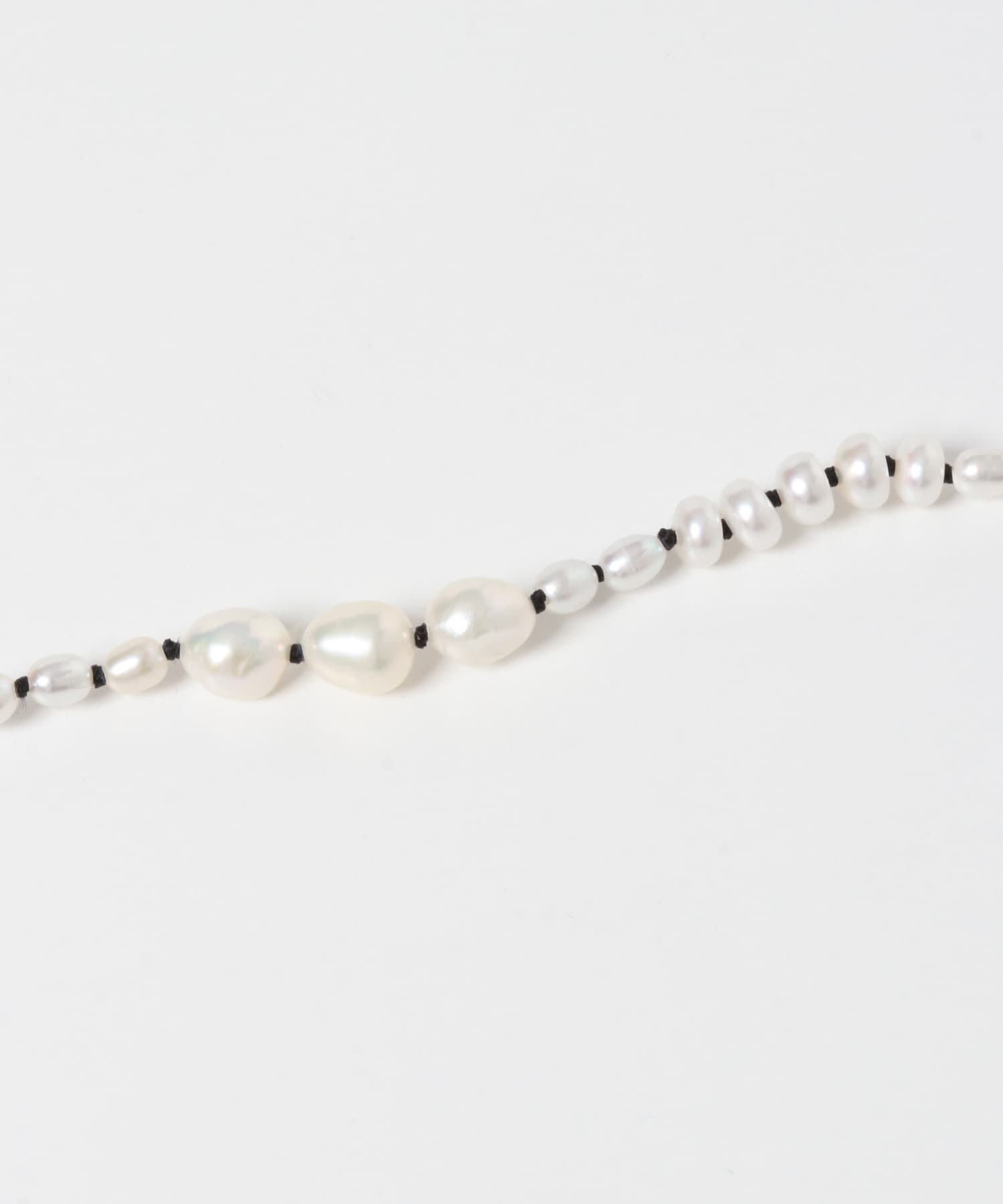 Sophie Buhai　White Pearl Mermaid Necklace PEARL -