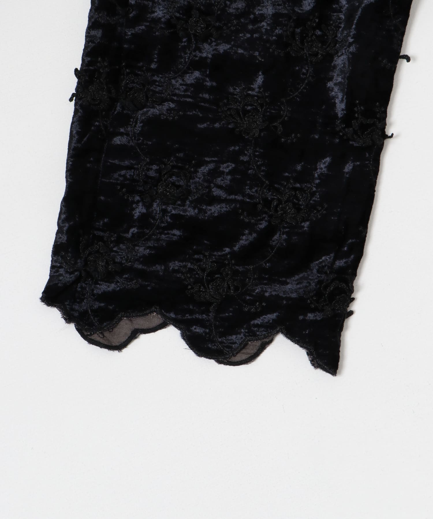 crinkle crinkle crinkle　velvet embroidery pants BLACKLAME FREE