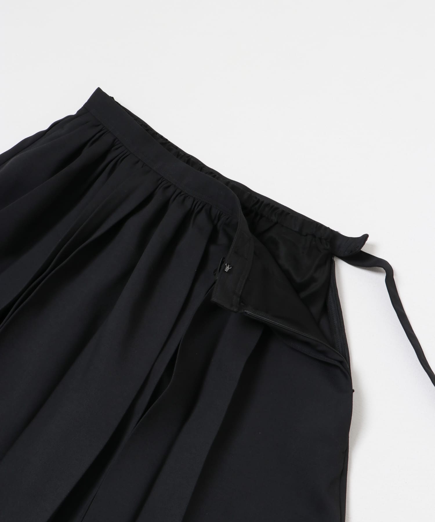 TARO HORIUCHI　Airy Random Pleated Skirt black 1