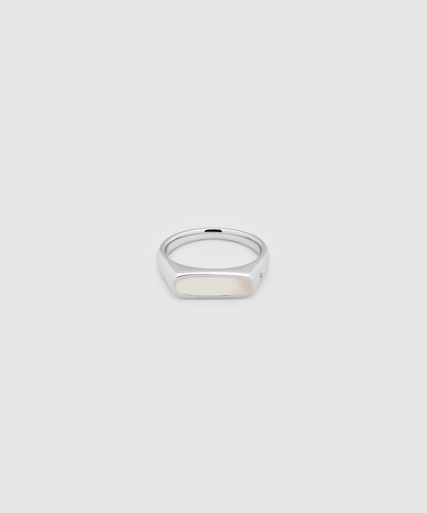 TOM WOOD　Mario Ring White MOP