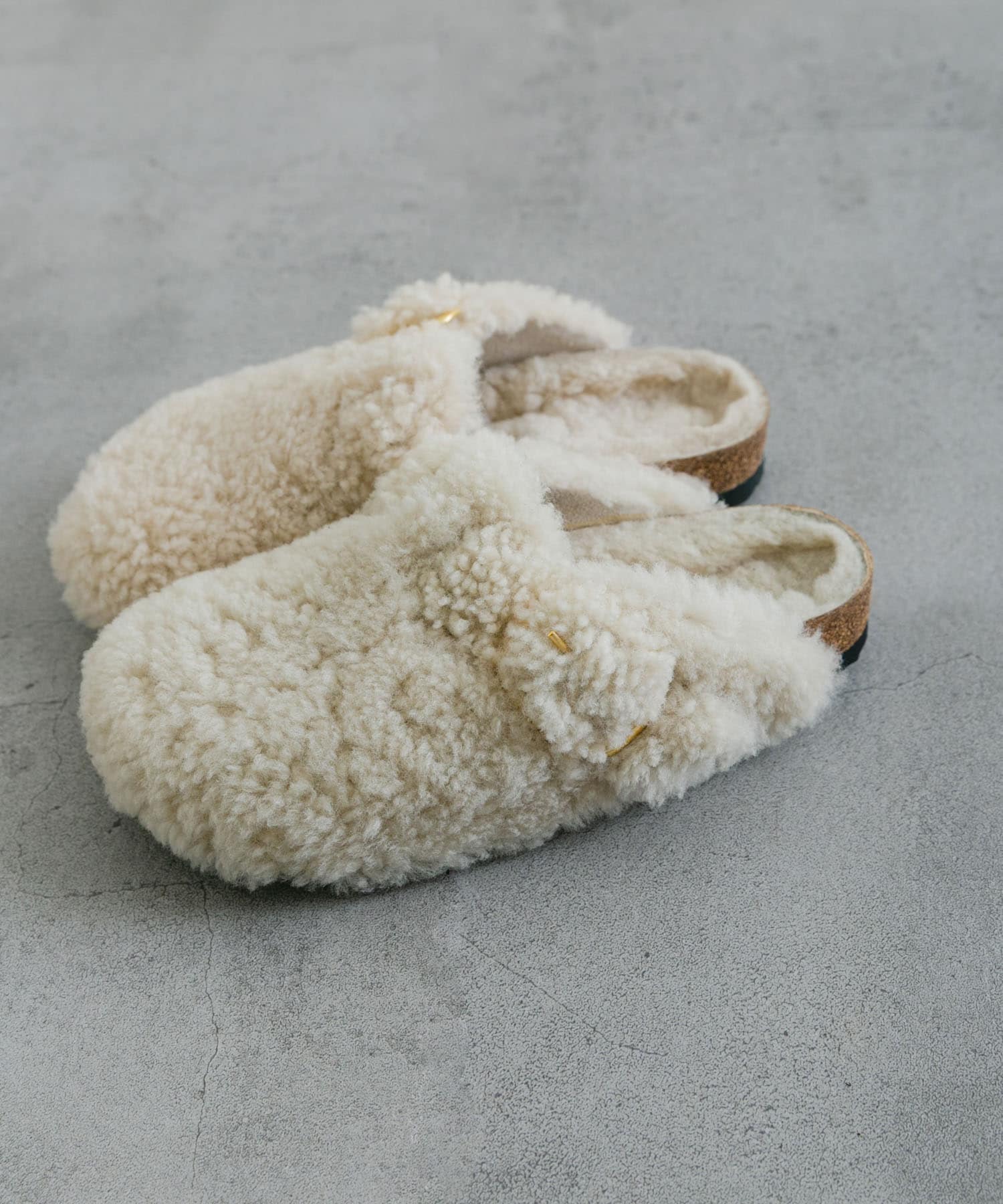 BOSTON BIG BUCKLE TEDDY(36 EGGSHELL): シューズ｜URBAN RESEARCH公式