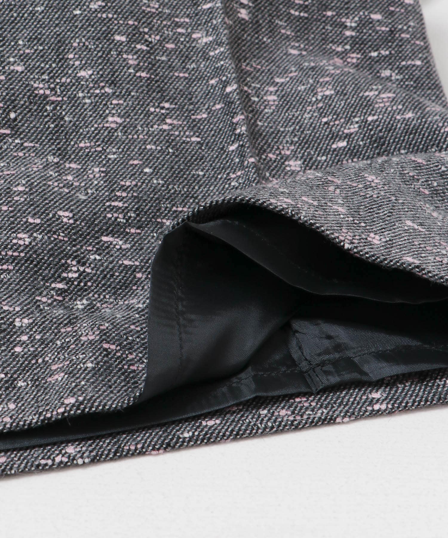 SATORU SASAKI　SINGLE-TUCKED TROUSERS GRAY 2
